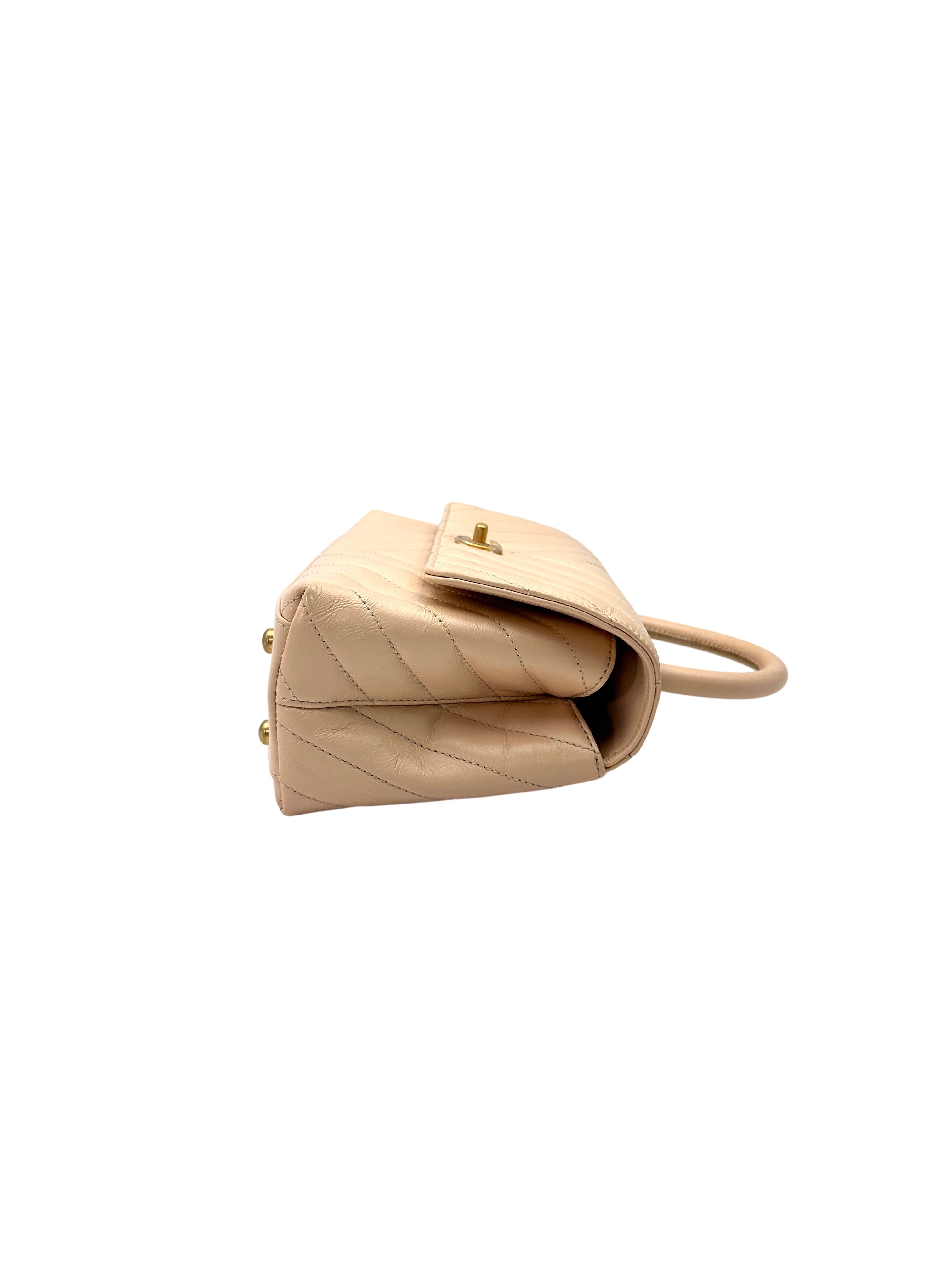 Chanel CoCo Handle Beige Chevron Quilted Leather Shoulder Bag(25***63) CC2085