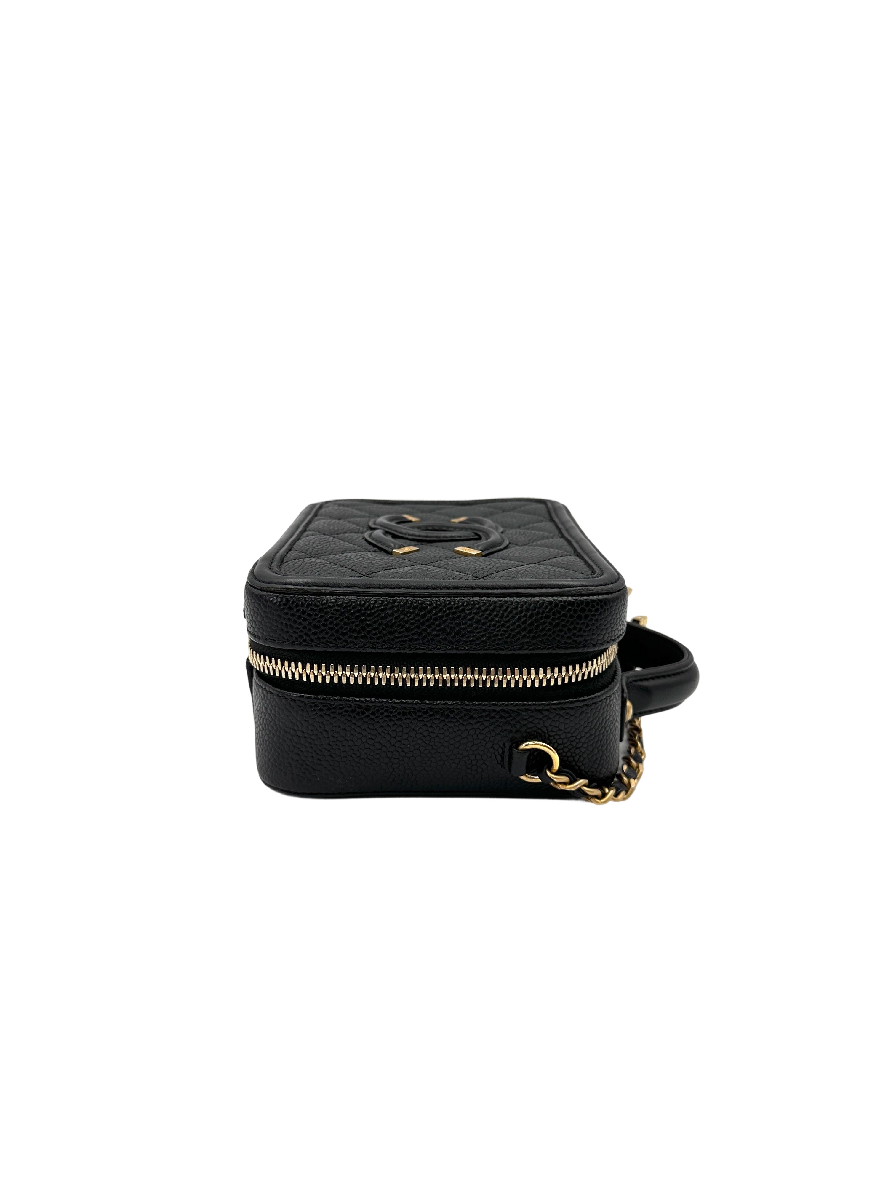 Chanel CC Filigree Black Quilted Leather Top Handle Vanity Case(26***53) CC2087