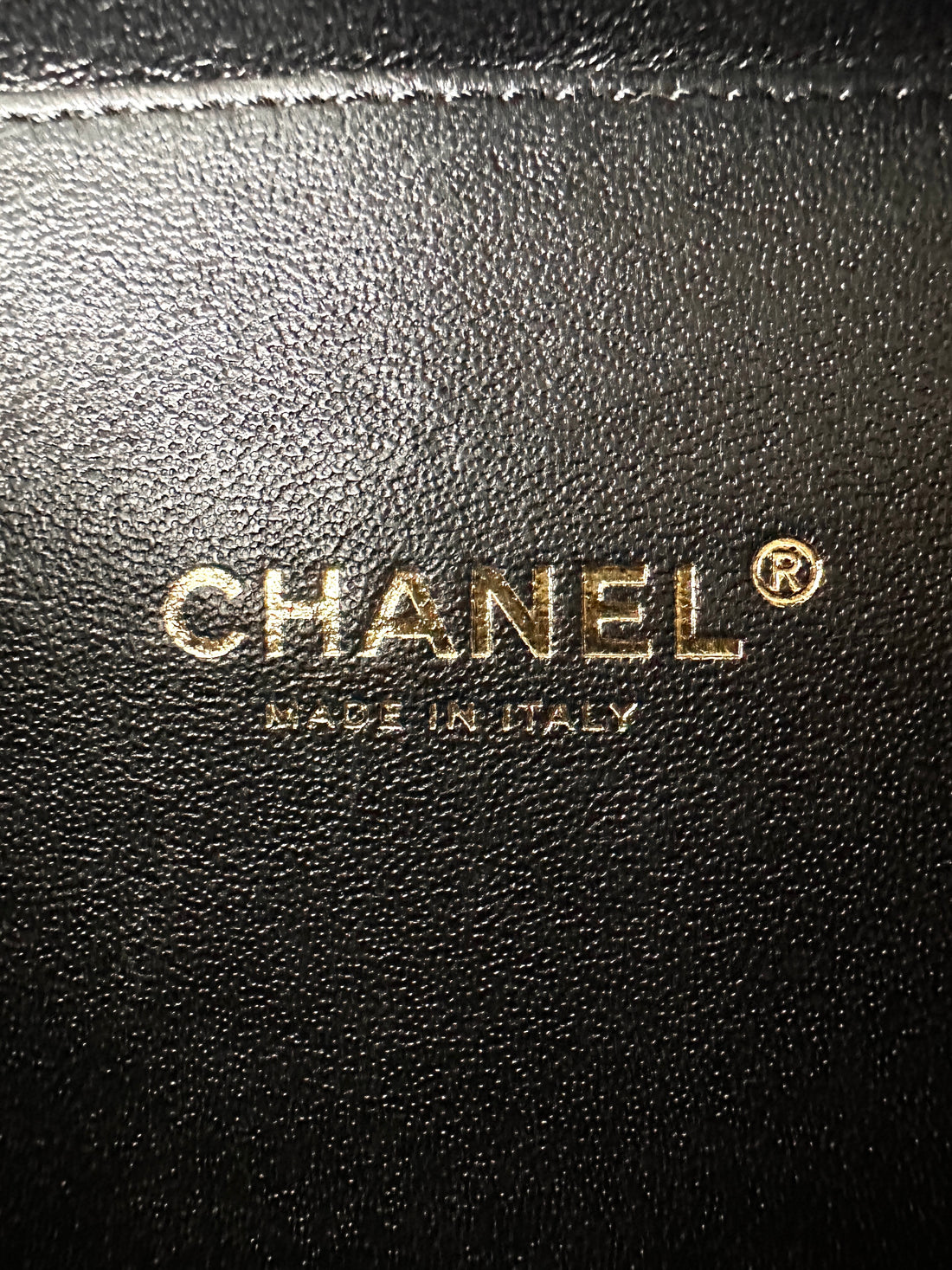 Chanel CC Filigree Black Quilted Leather Top Handle Vanity Case(26***53) CC2087