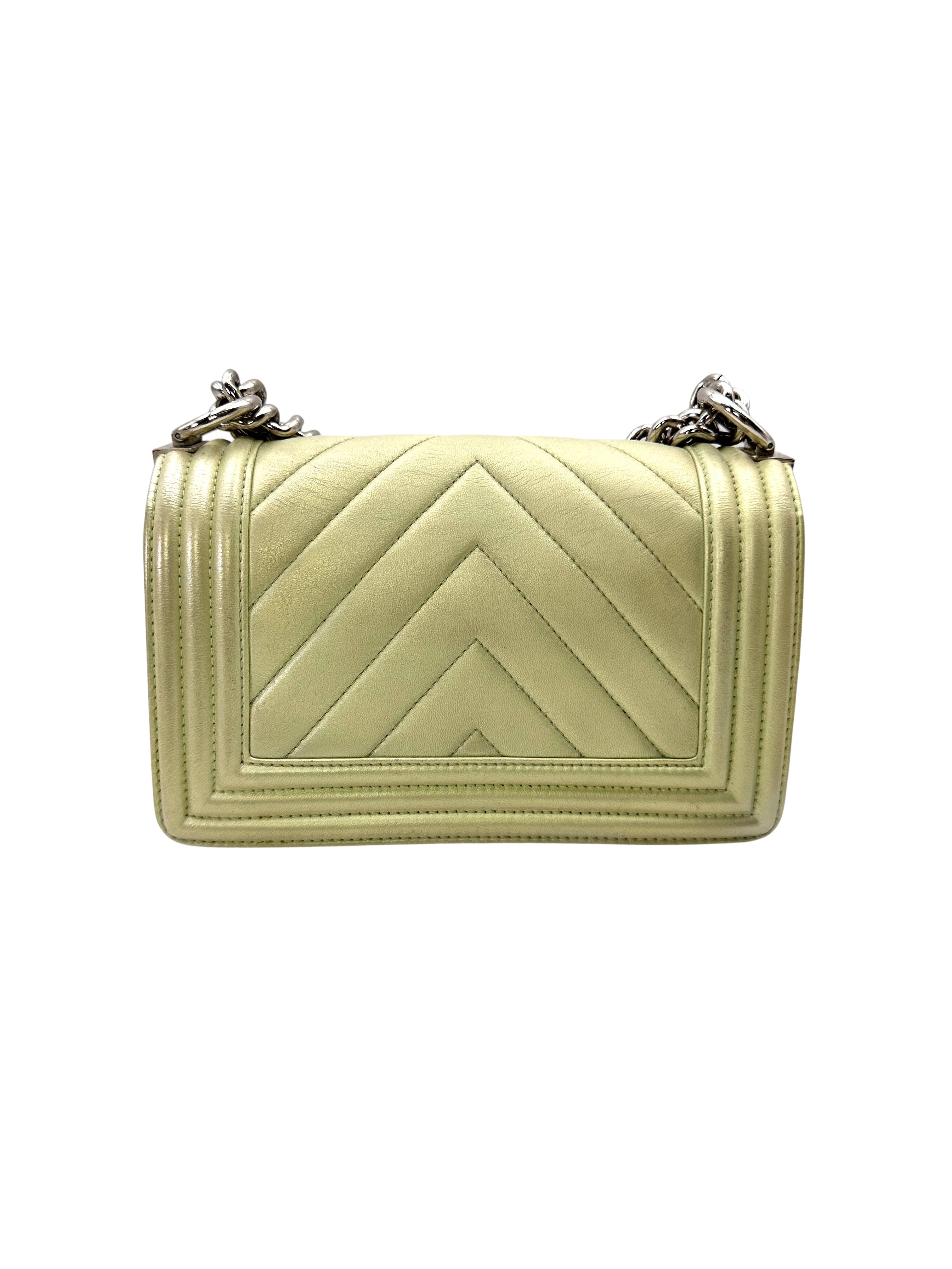 Chanel LeBoy Metallic Iridescent Light Green Chevron Quilted Small Size Flap Bag(25***07) CC2091