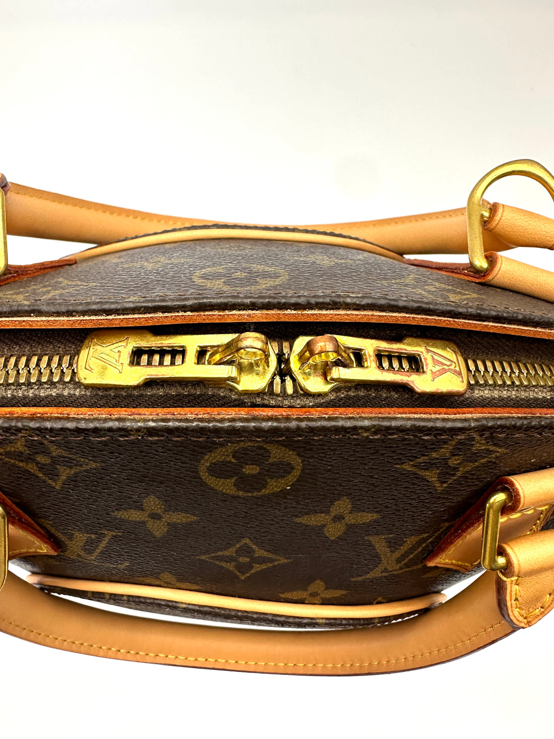 Louis Vuitton Ellipse Monogram Canvas Handle Bag LV2942