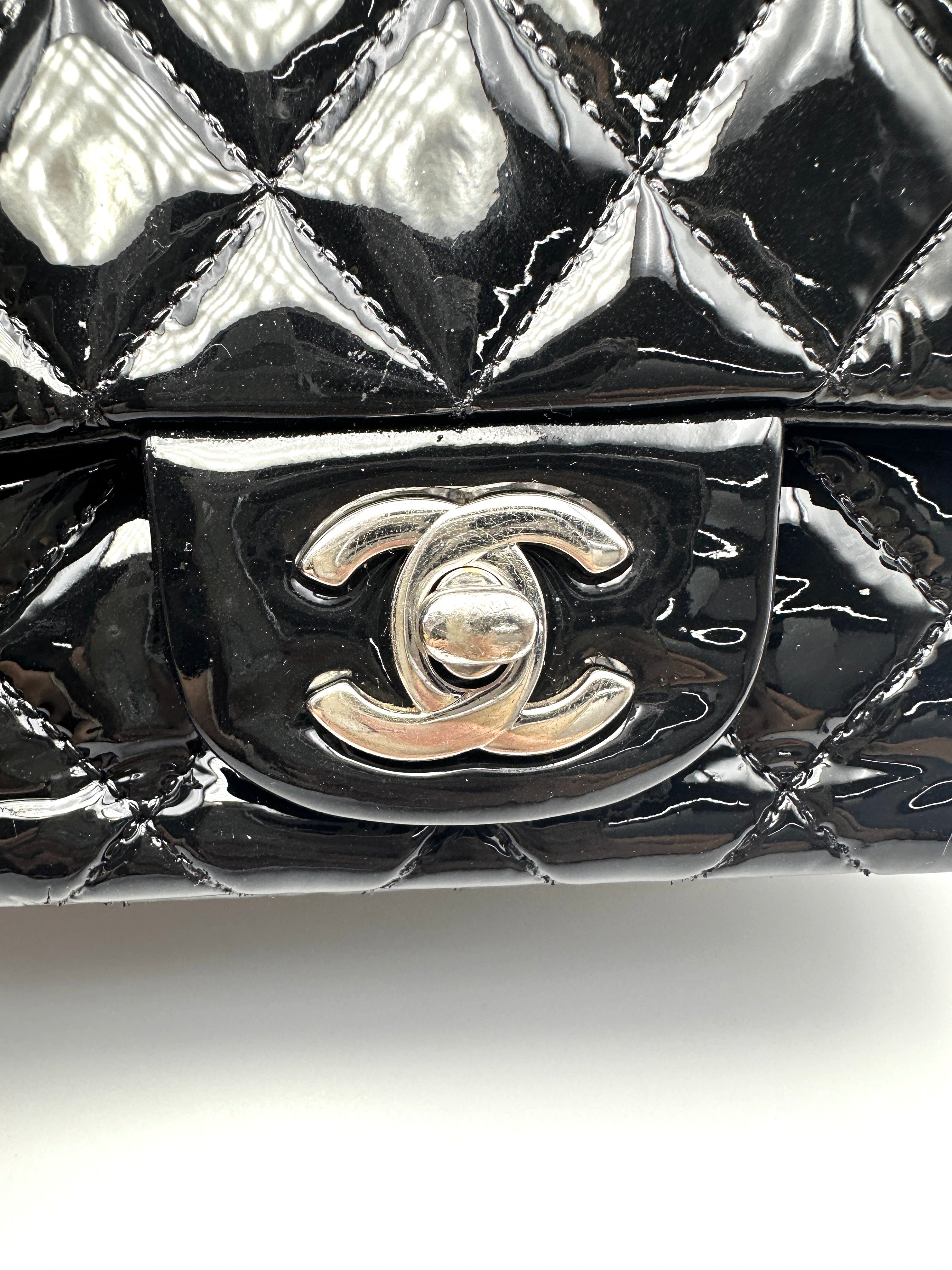 Chanel Black Quilted Patent Leather Mini Flap Bag(19***83) CC2099