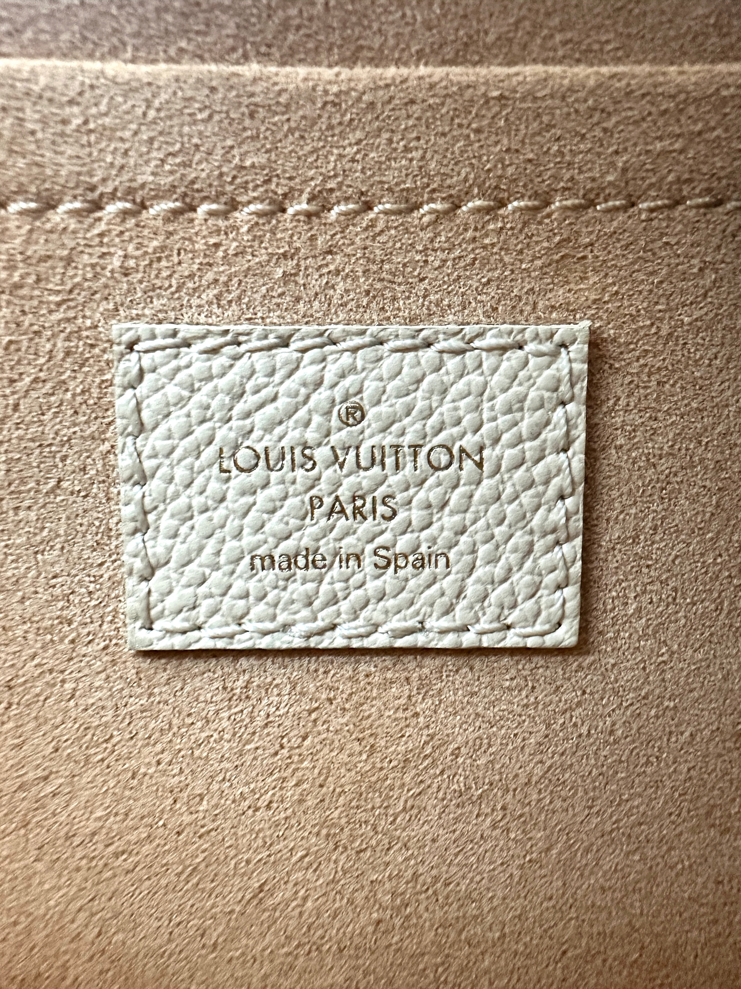 Louis Vuitton White Monogram Empreinte Leather Multi Pochette Accessoires LV2934