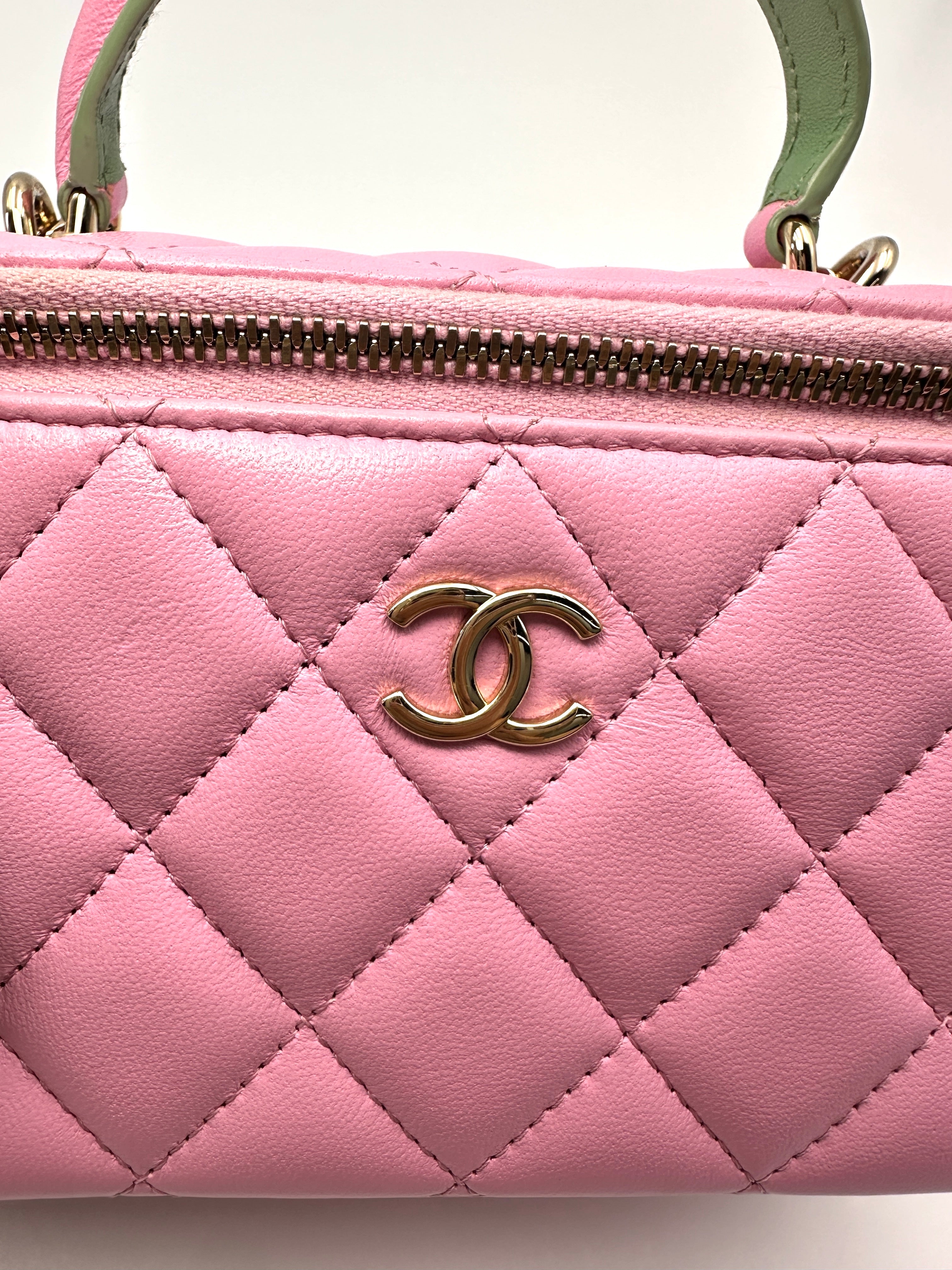 Chanel Pink Quilted Leather Top Handle Vanity Case(C7***1K) CC2101