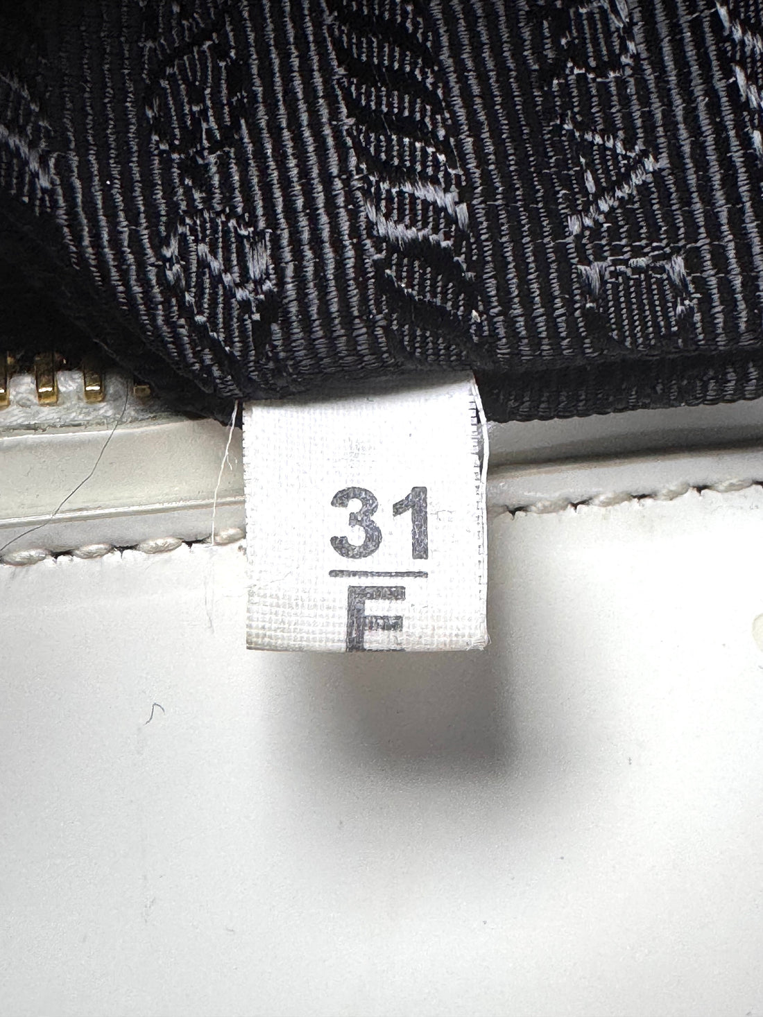 Prada Galleria White Saffiano Leather Flower Applique Handle Bag PR442