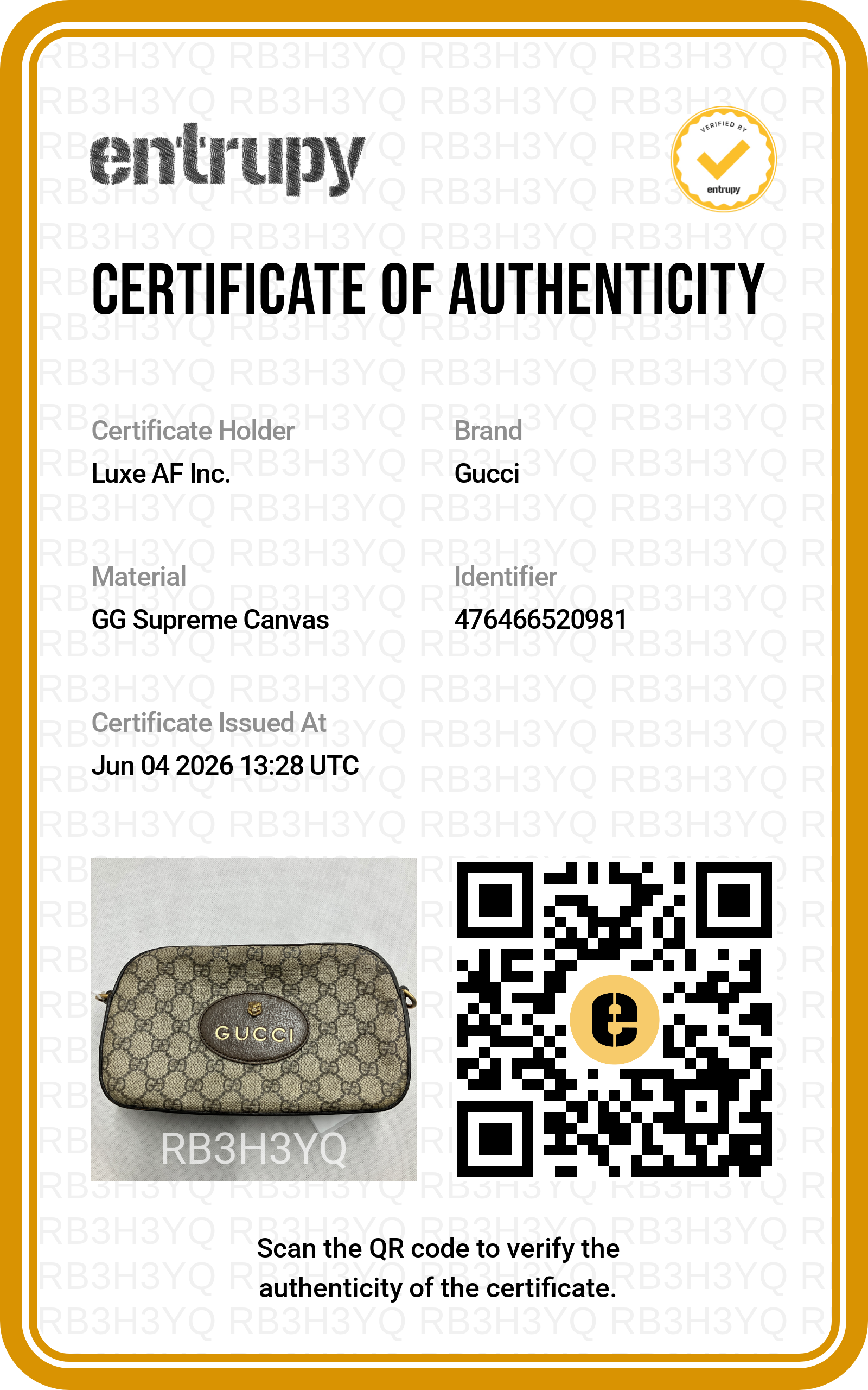 Gucci GG Supreme Canvas Camera Bag With Tiger Head GG1217