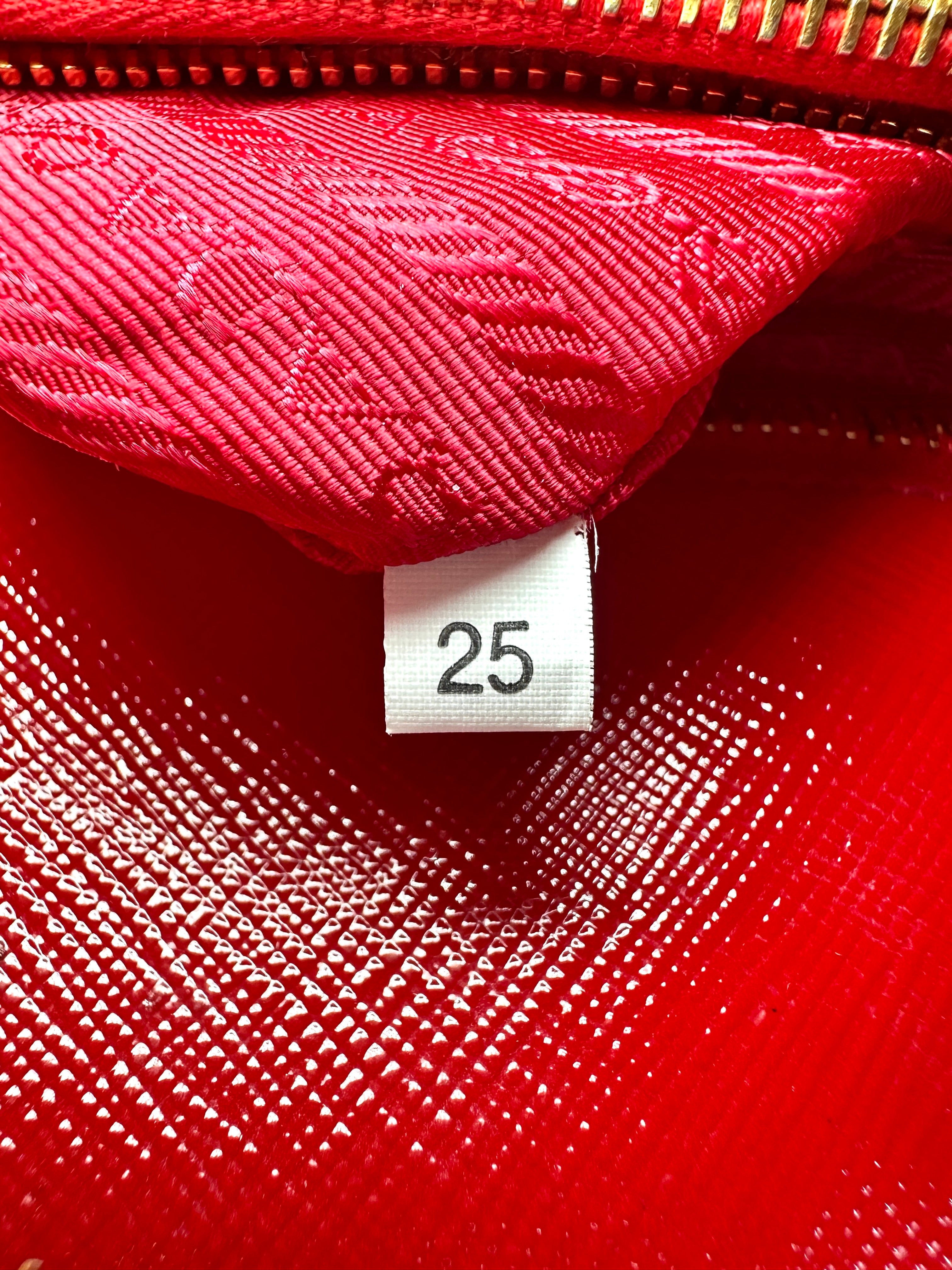 Prada Galleria Red Saffiano Leather Handle Bag PR441