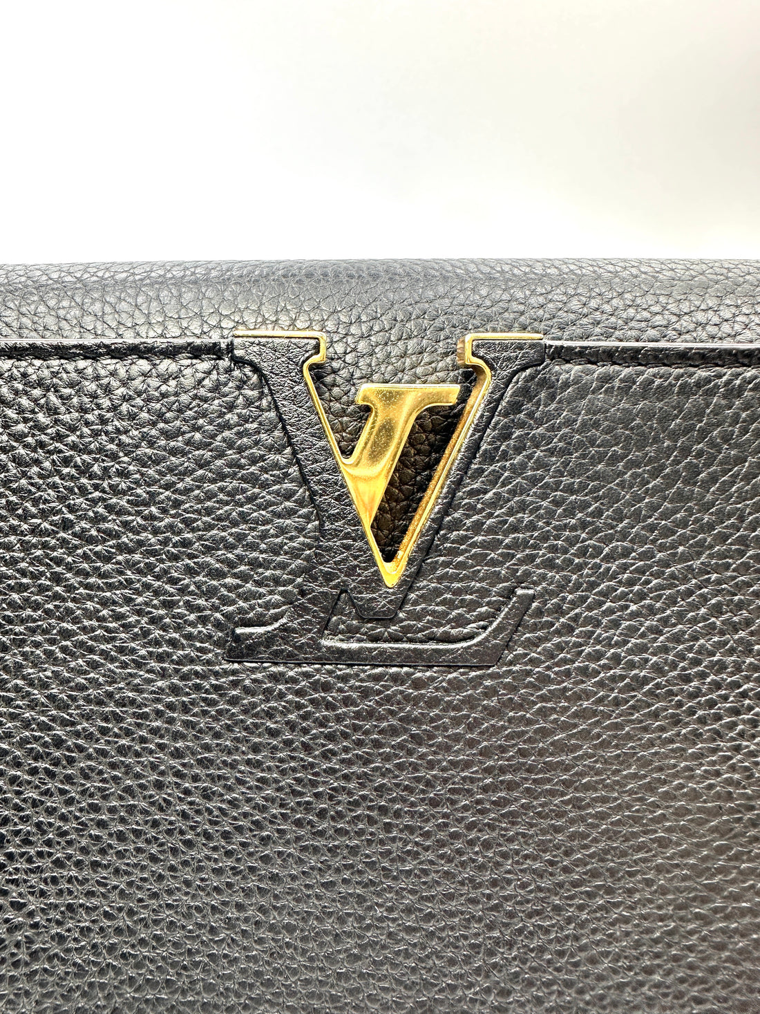 Louis Vuitton Capucines GM Black Leather Handle Bag LV2952
