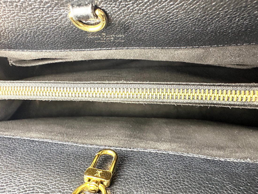Louis Vuitton Venus Monogram Canvas & Black Leather Handle Bag LV2943