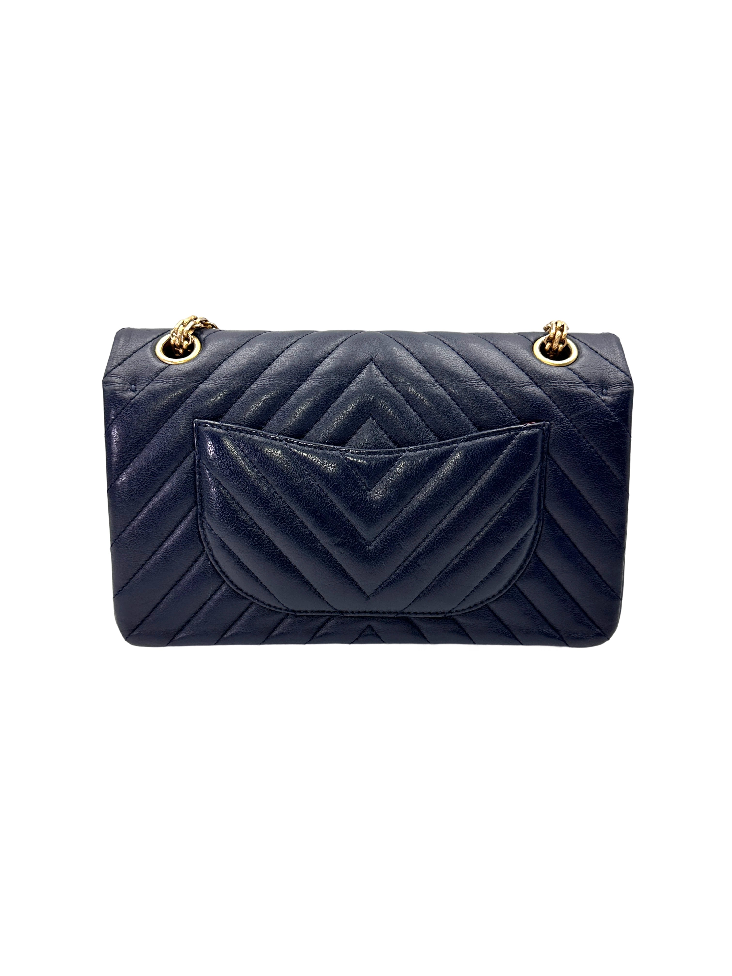 Chanel 2.55 Reissue Navy Chevron Quilted Calfskin Small Size Flap Bag(23***99) IRIS237