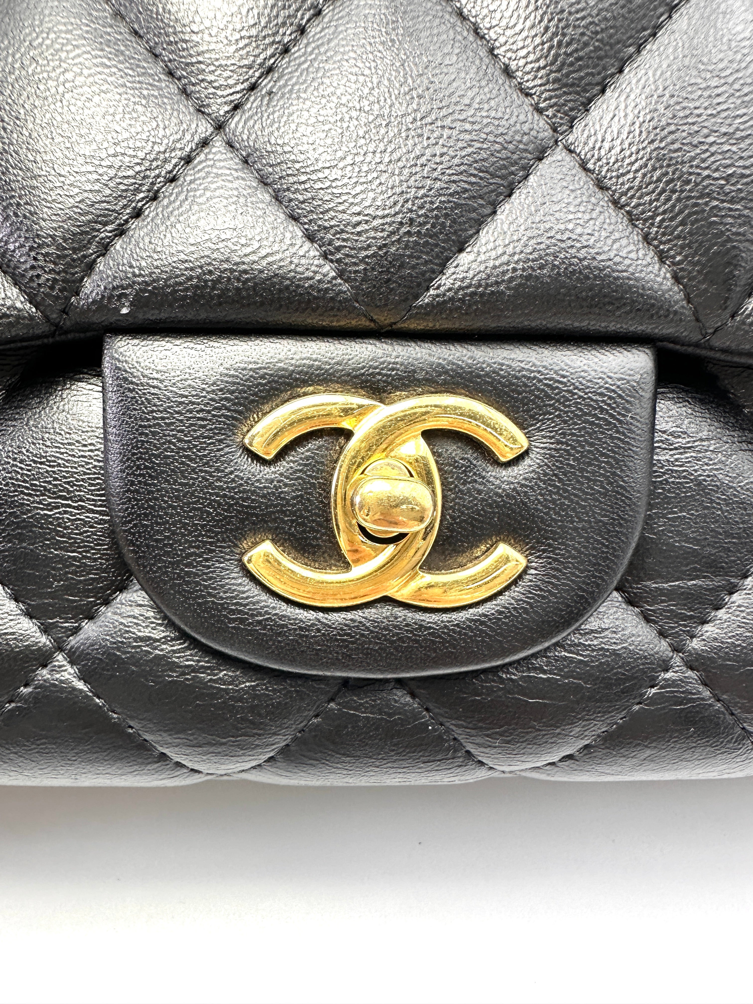 Chanel Classic Flap Black Quilted Lambskin Jumbo Shoulder Bag With Gold Buckle(14***22) CC2111