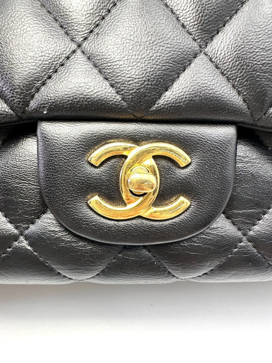 Chanel Classic Flap Black Quilted Lambskin Jumbo Shoulder Bag With Gold Buckle(14***22) CC2111