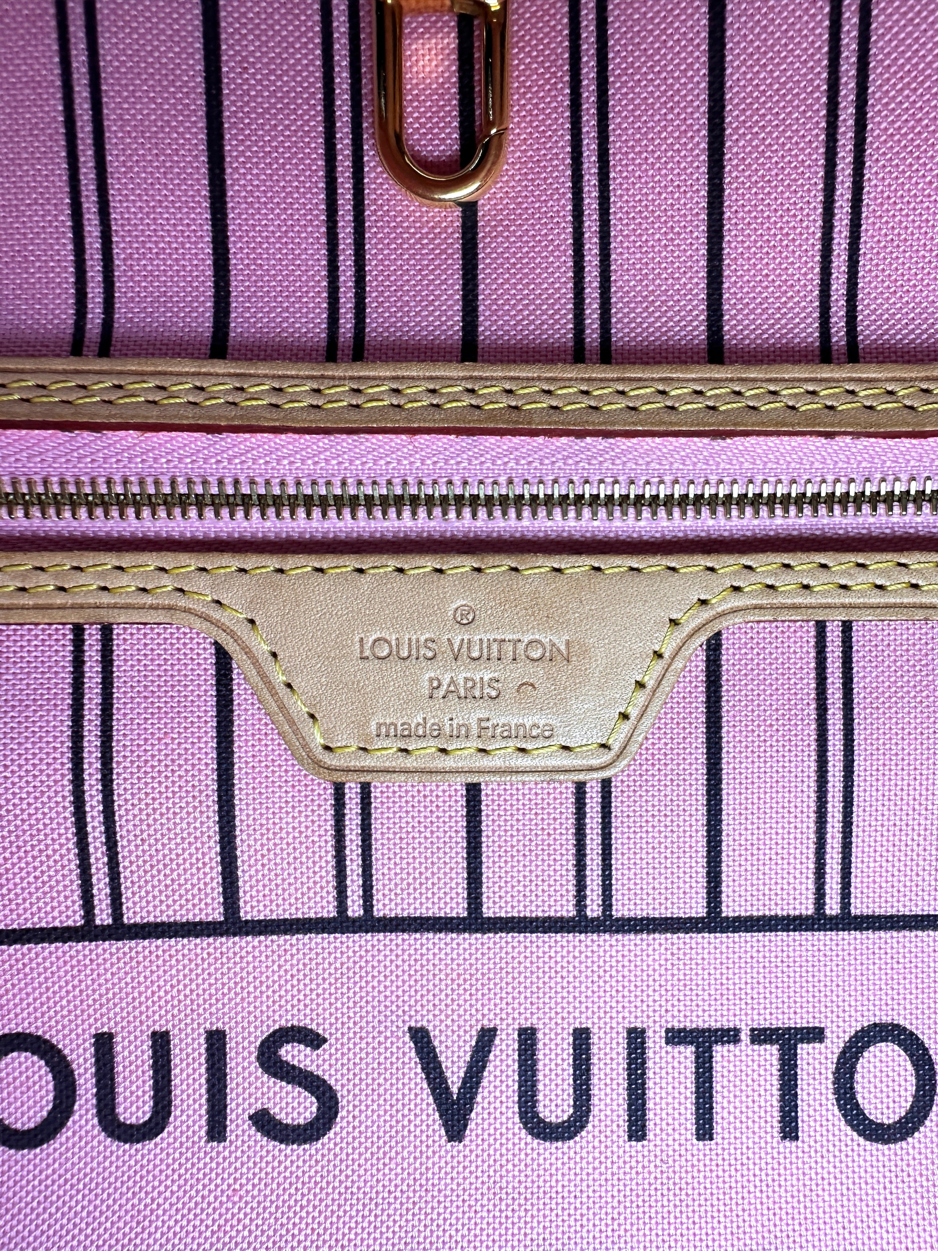 Louis Vuitton Neverfull MM Jungle Dots Monogram Canvas Handle Bag LV2953