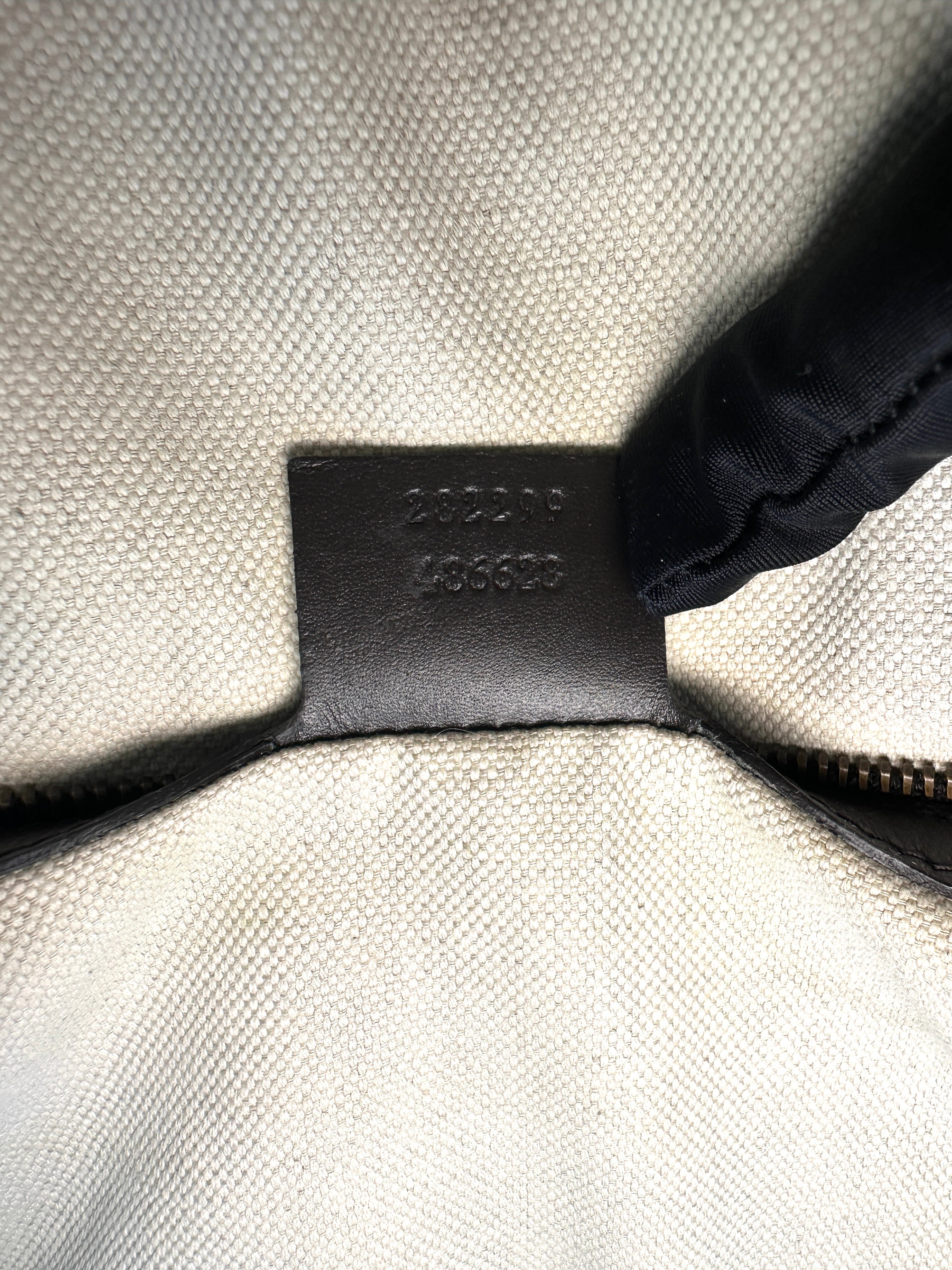 Gucci Scarlett GG Canvas Handle Bag GG1241