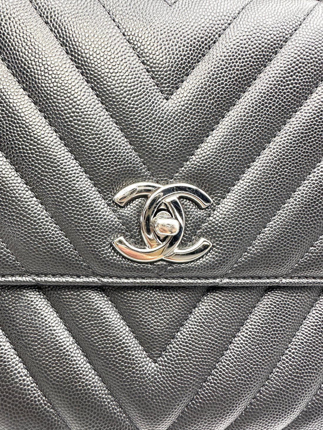 Chanel CoCo Handle Black Quilted Leather Large Size Shoulder Bag(28***03) CC2115