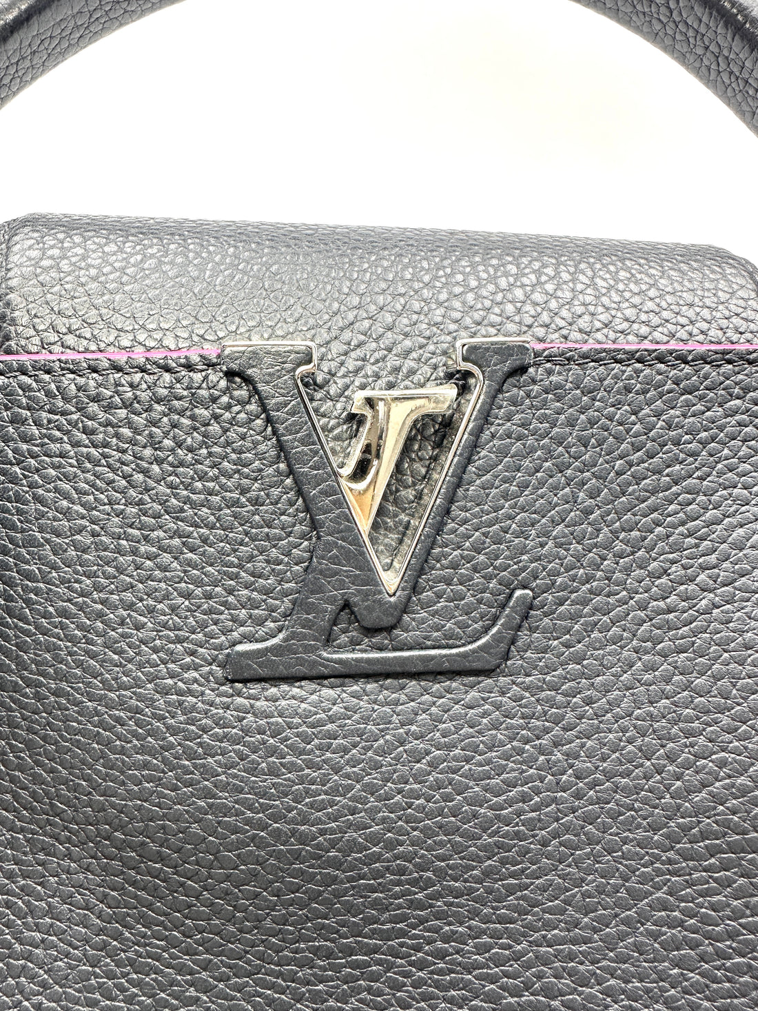 Louis Vuitton Capucines Black Leather Handle Bag LV2958