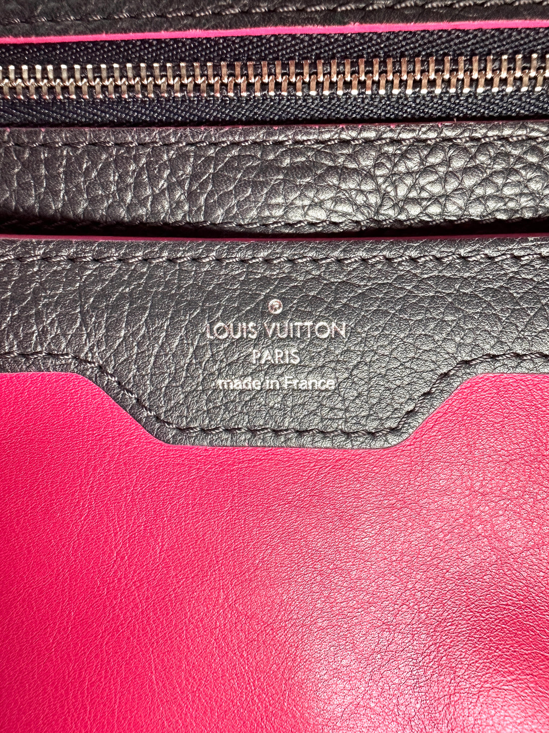 Louis Vuitton Capucines Black Leather Handle Bag LV2958