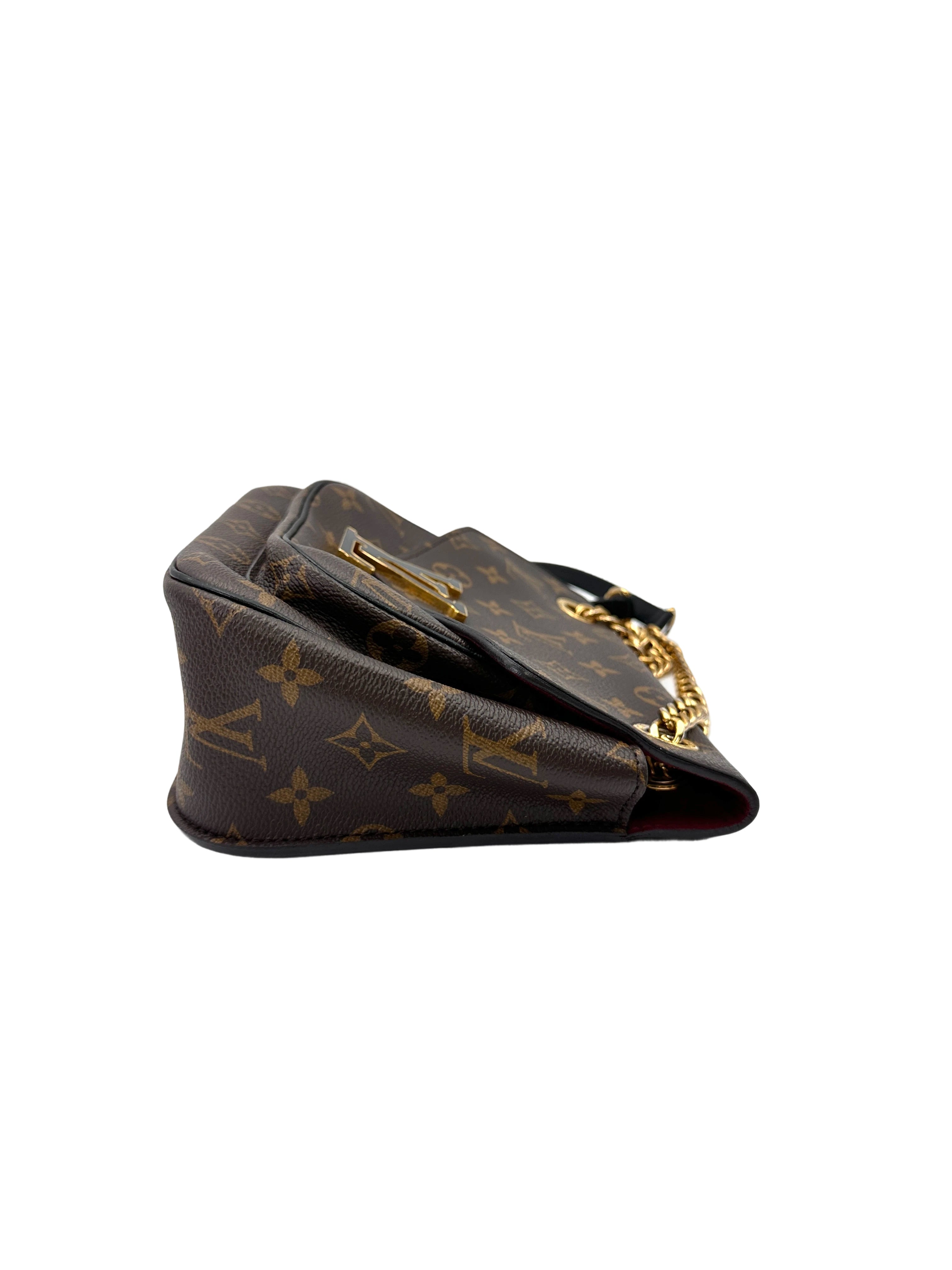 Louis Vuitton Passy Monogram Canvas Chain Shoulder Bag LV2962