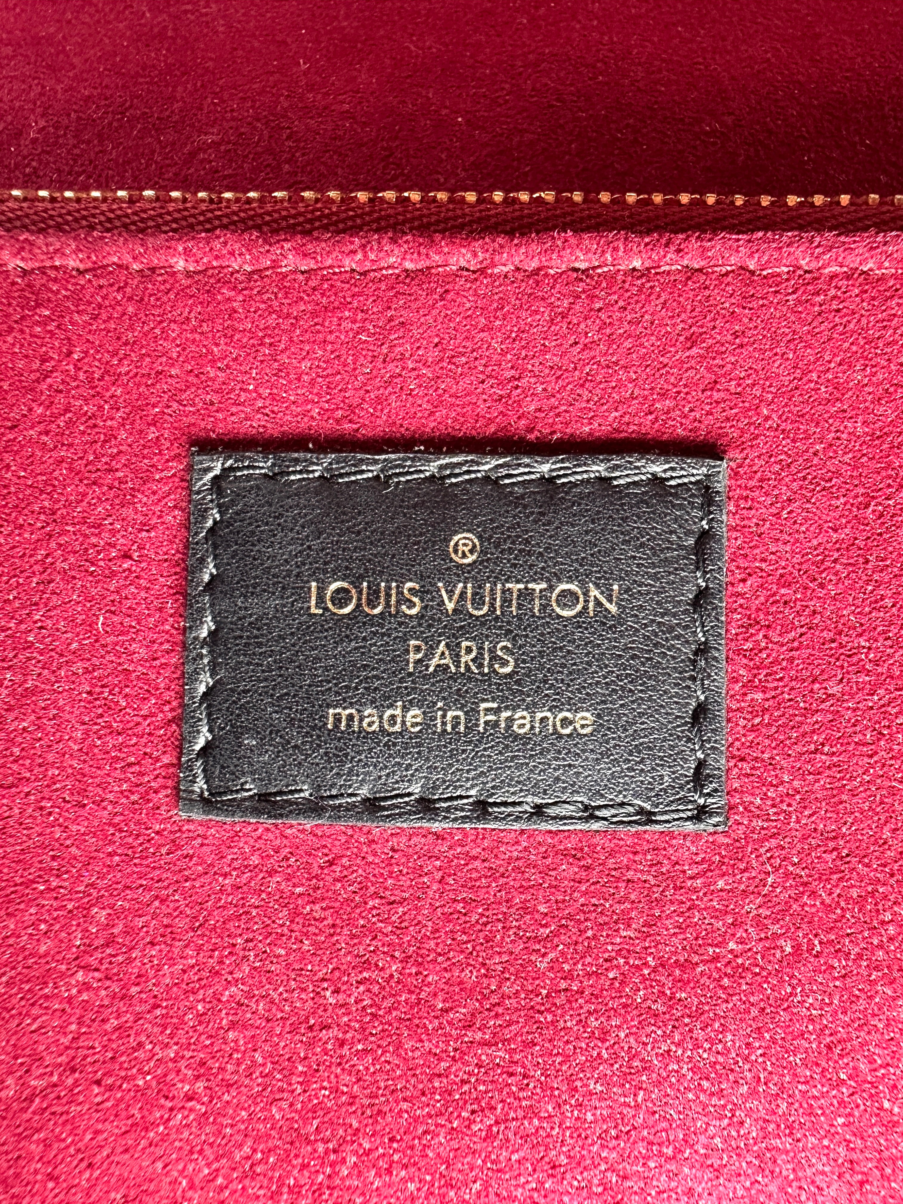 Louis Vuitton Passy Monogram Canvas Chain Shoulder Bag LV2962