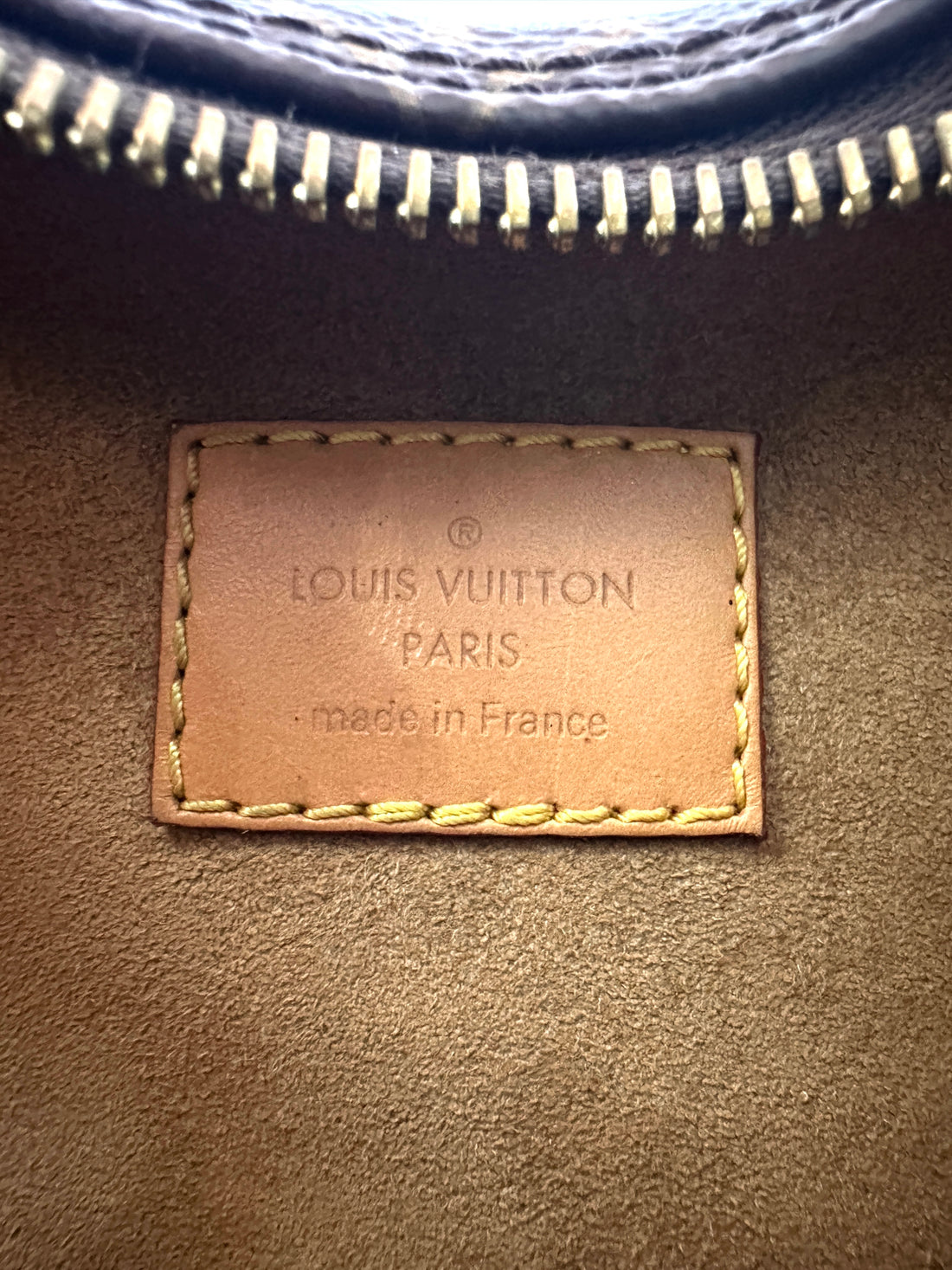 Louis Vuitton Loop Monogram Canvas Shoulder Bag LV2960