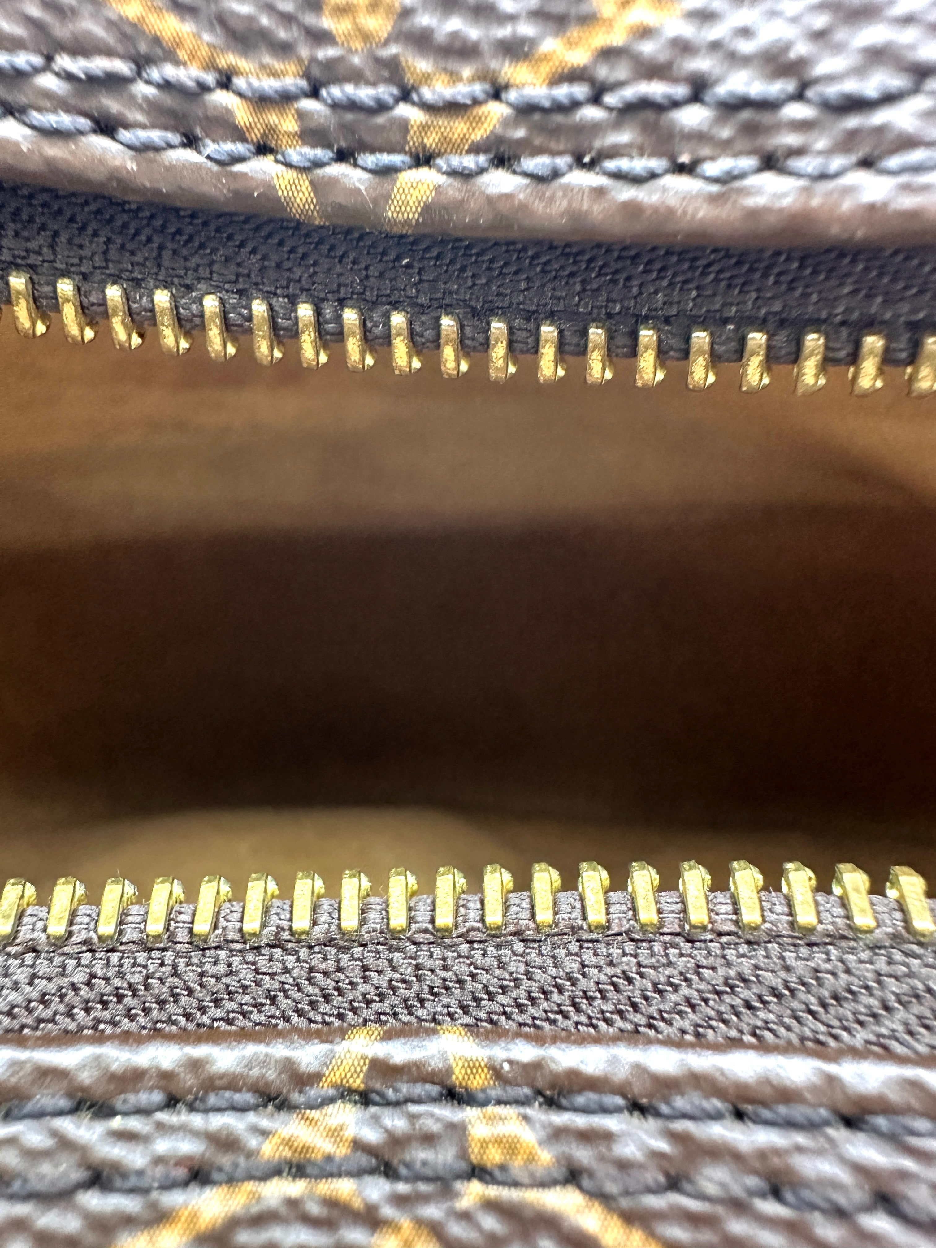 Louis Vuitton Loop Monogram Canvas Shoulder Bag LV2960