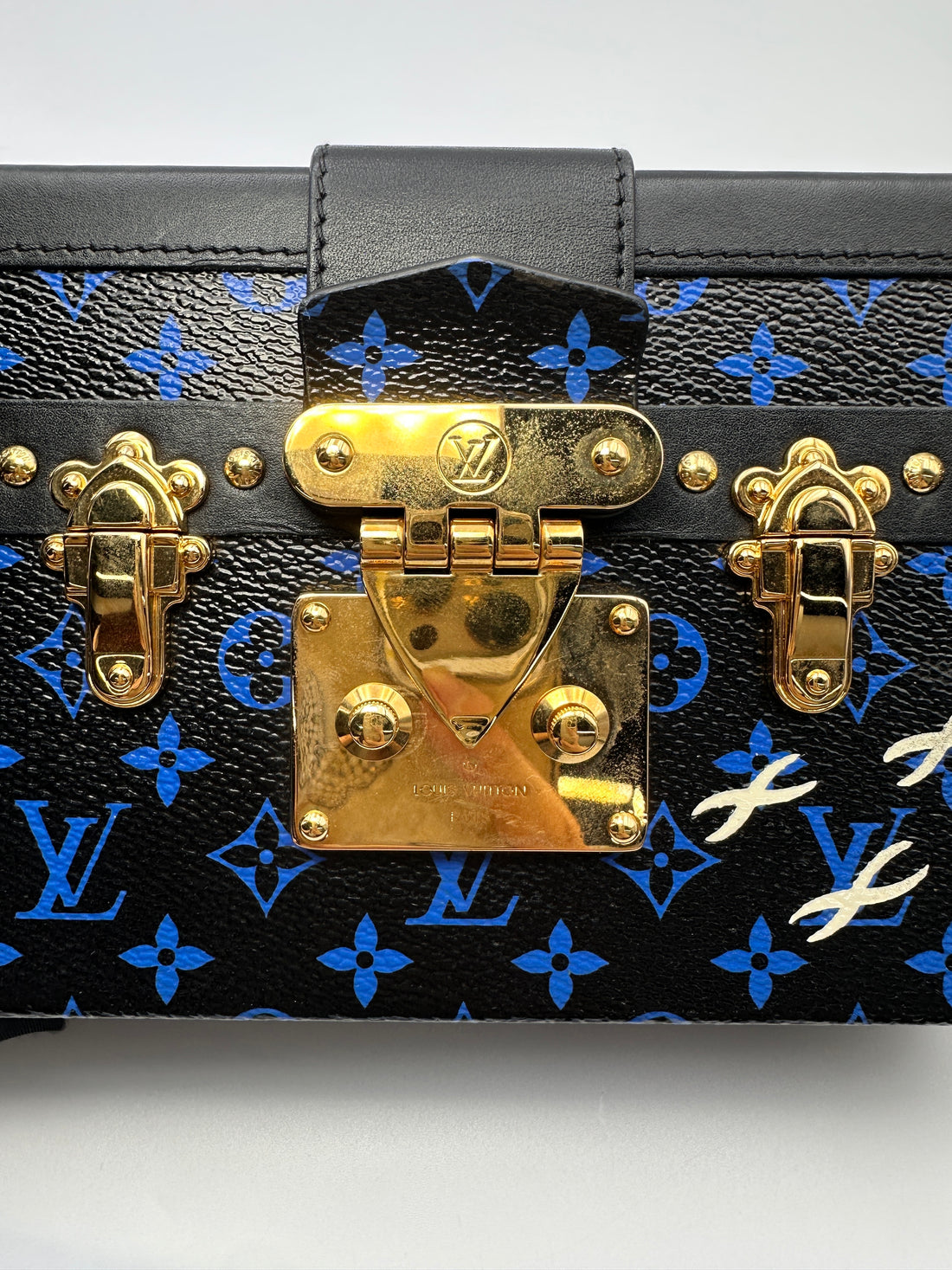 Louis Vuitton Petite Malle Blue Monogram Denim Shoulder Bag LV2971