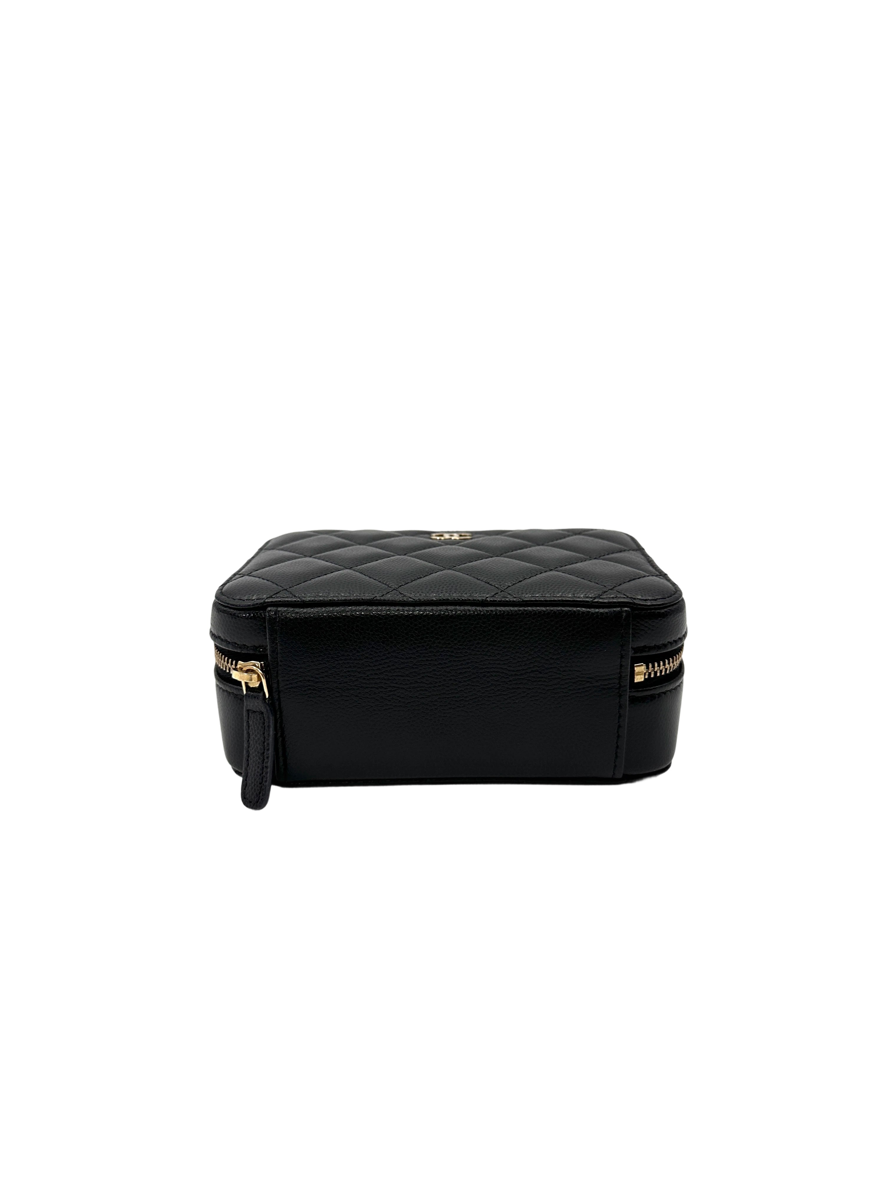 Chanel Black Quilted Leather Camera Bag(UK***UG) CC2123