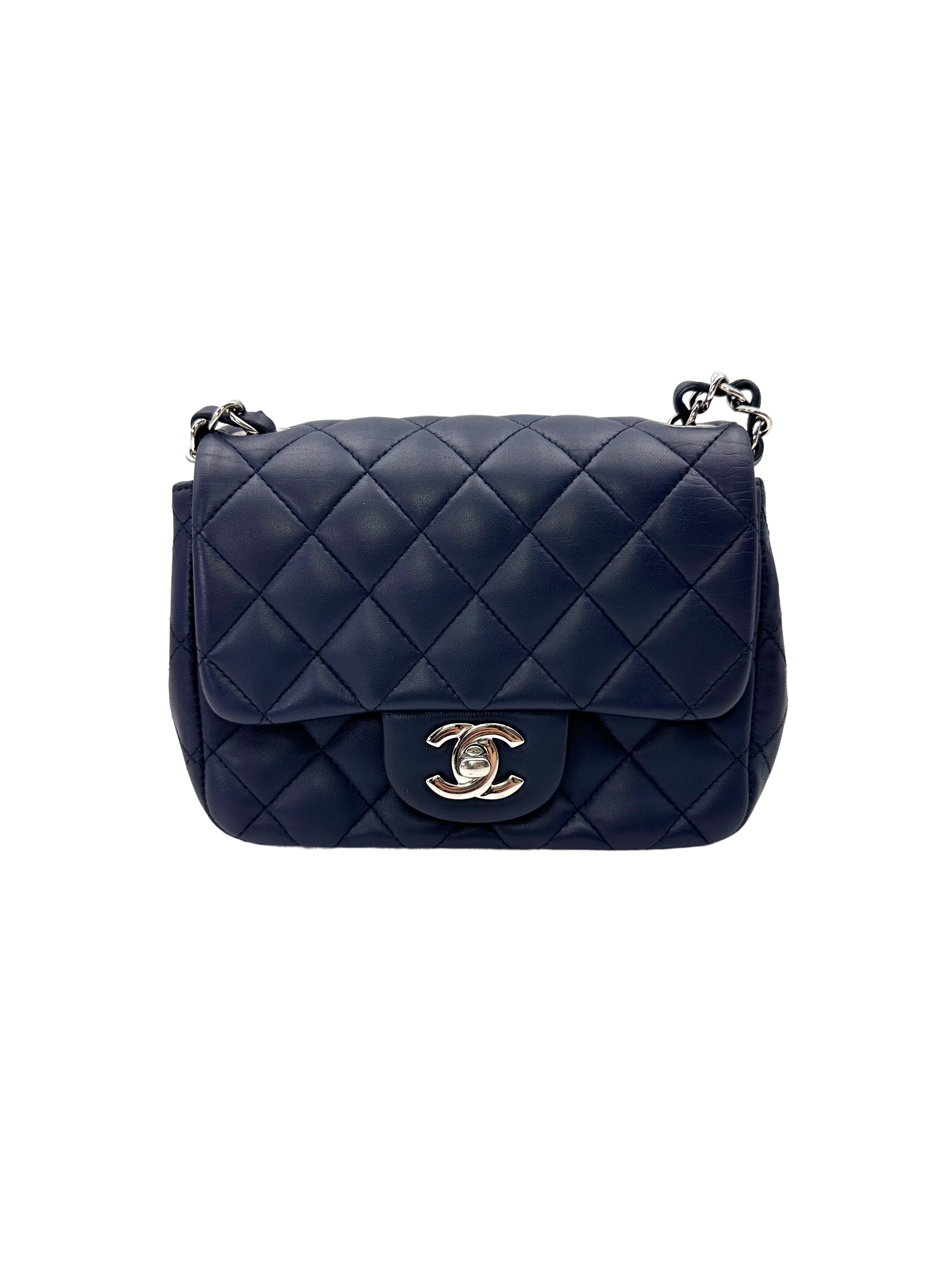Chanel Classic Flap Navy Quilted Lambskin Mini Shoulder Bag(22***95) CC2121