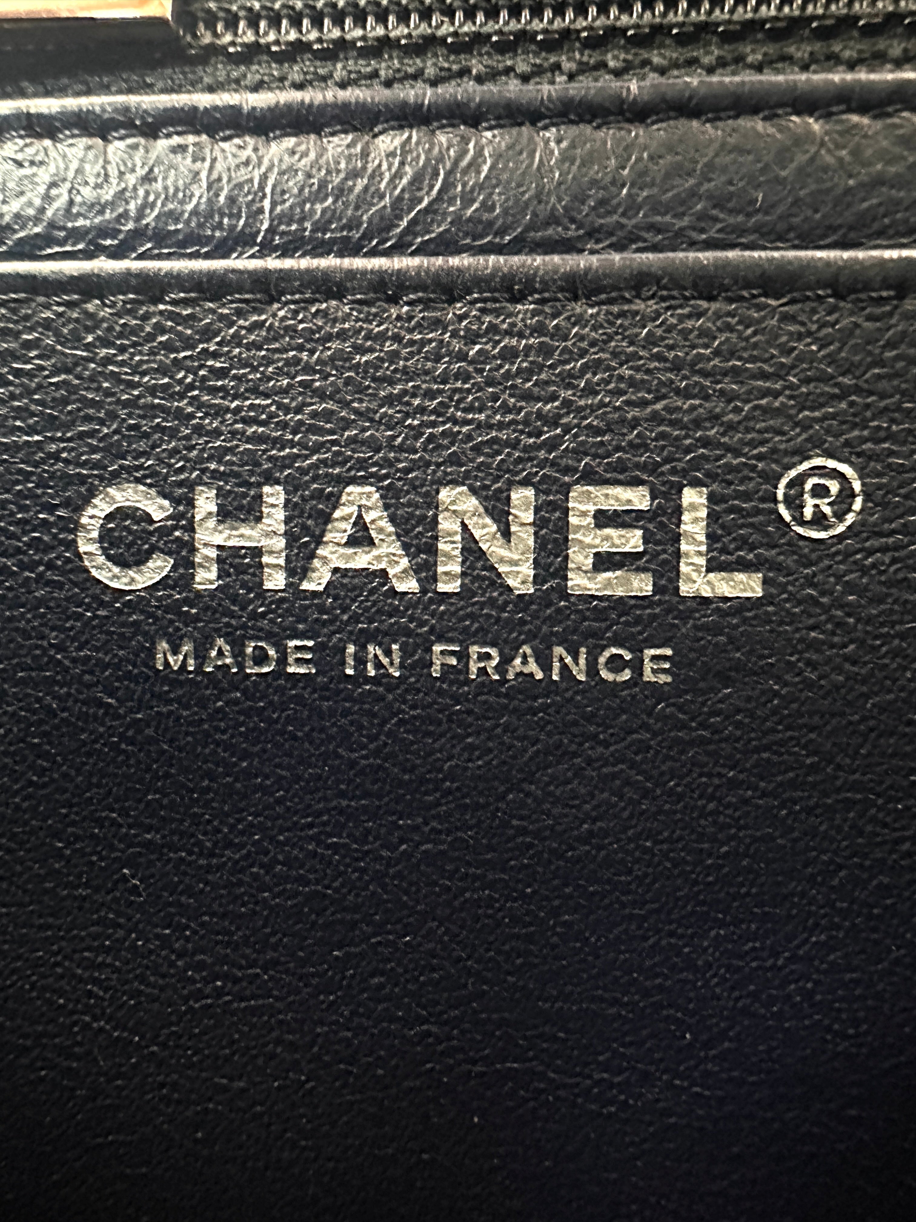 Chanel Classic Flap Navy Quilted Lambskin Mini Shoulder Bag(22***95) CC2121