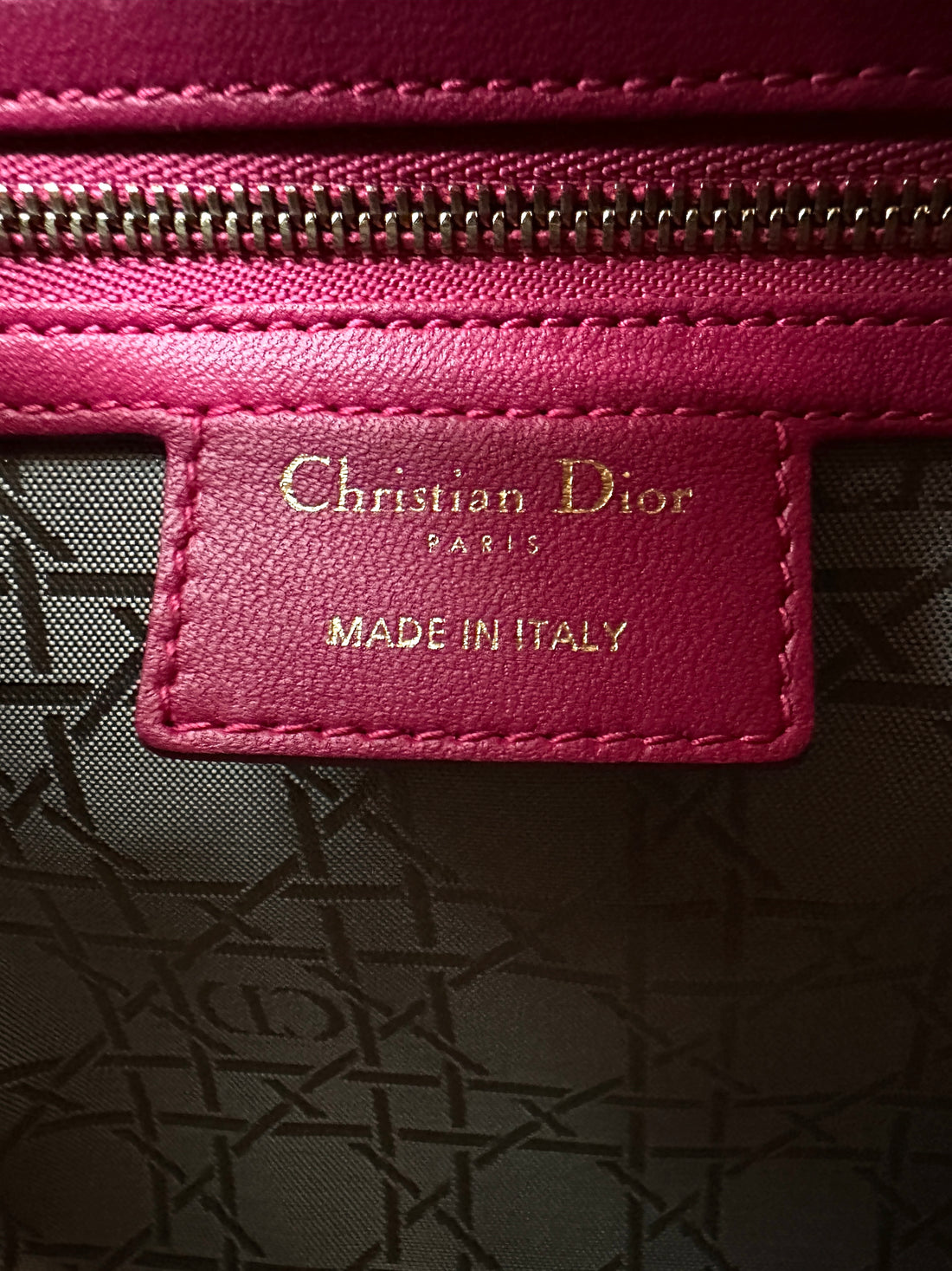 Christian Dior Lady Dior Pink Cannage Leather Handle Bag With Gold Charms DR782