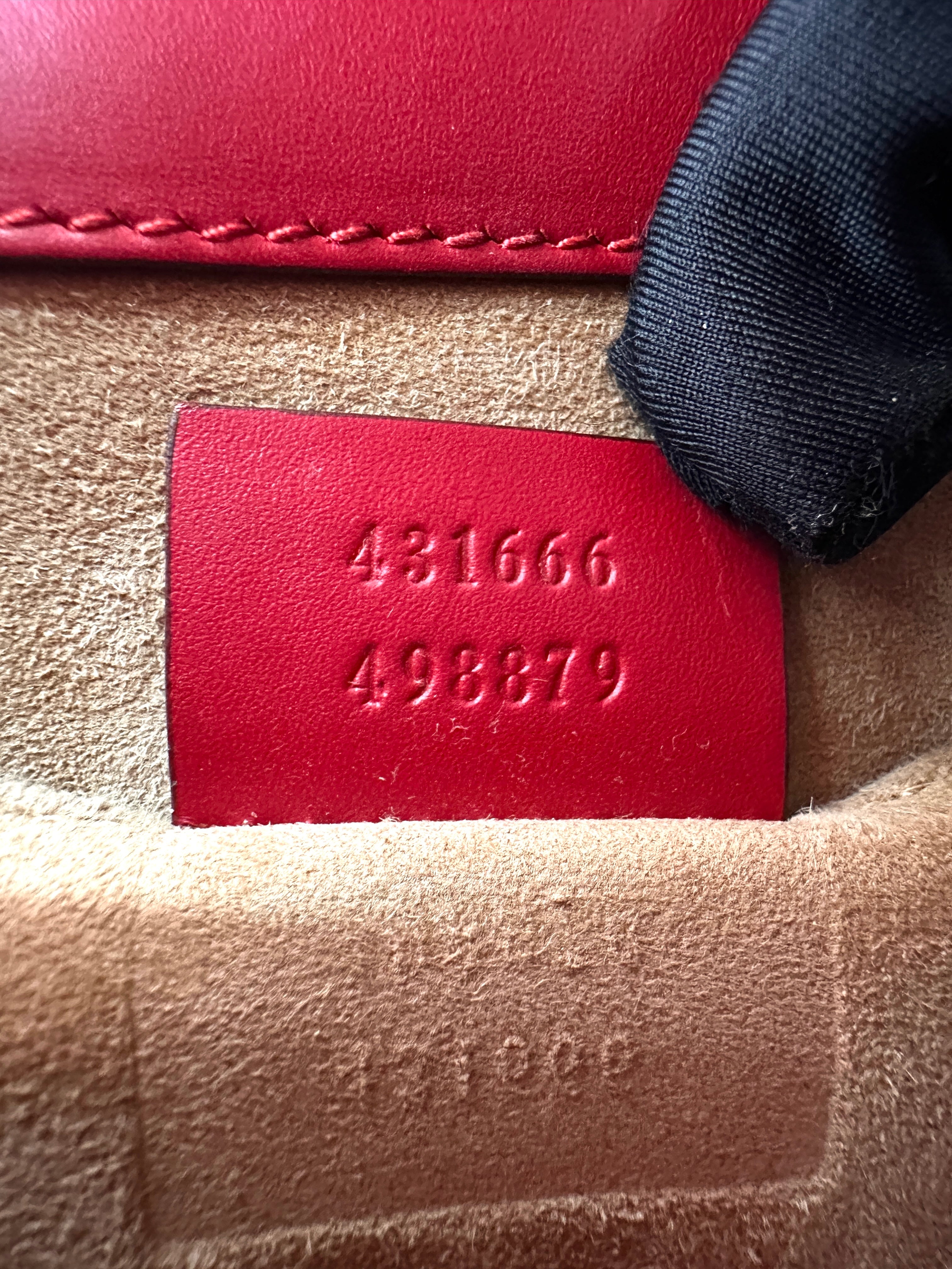 Gucci Sylvie Red Leather Small Size Top Handle Bag GG1270