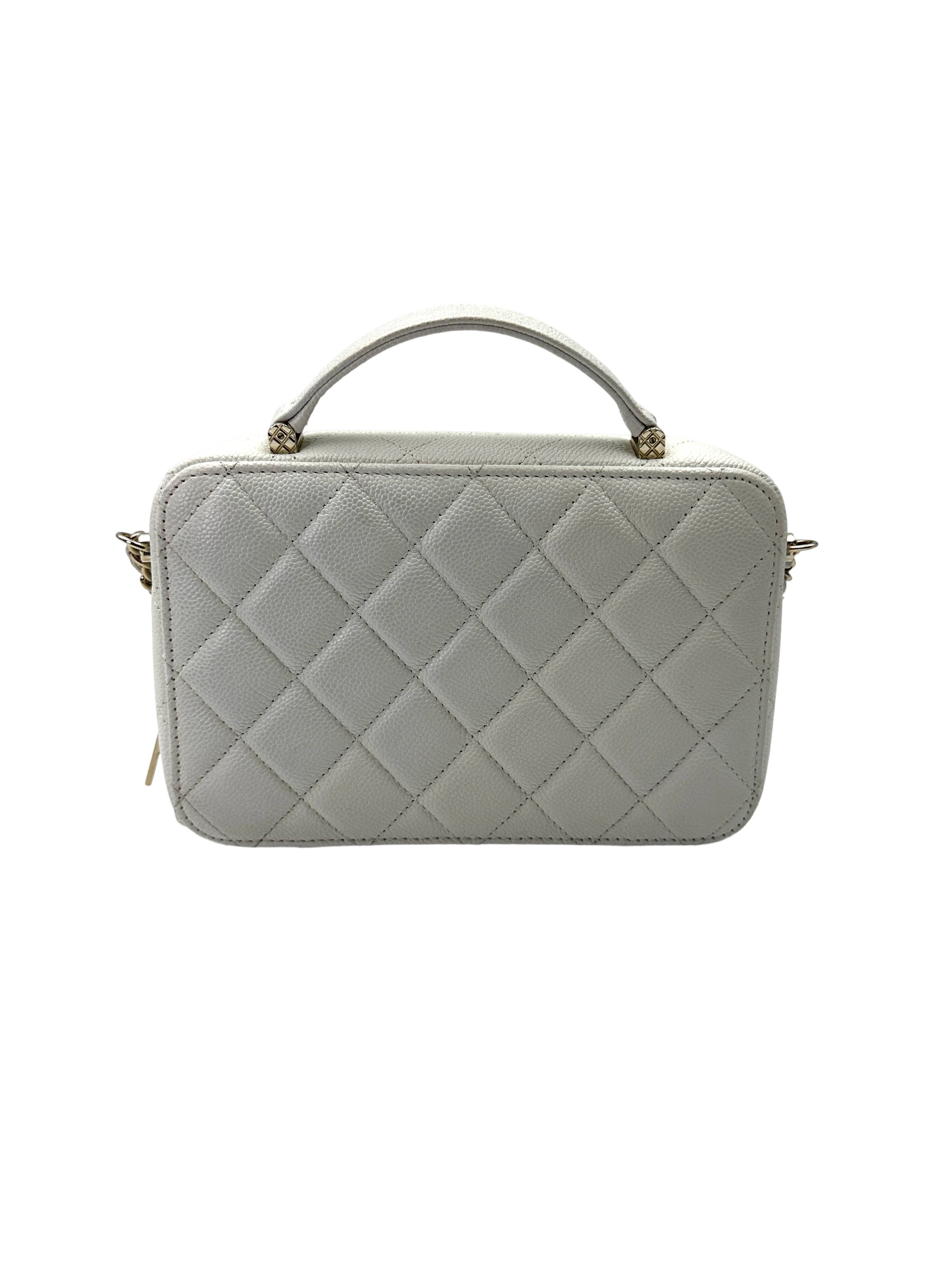 Chanel White Quilted Leather Top Handle Camera Bag(U8***22) CC2136