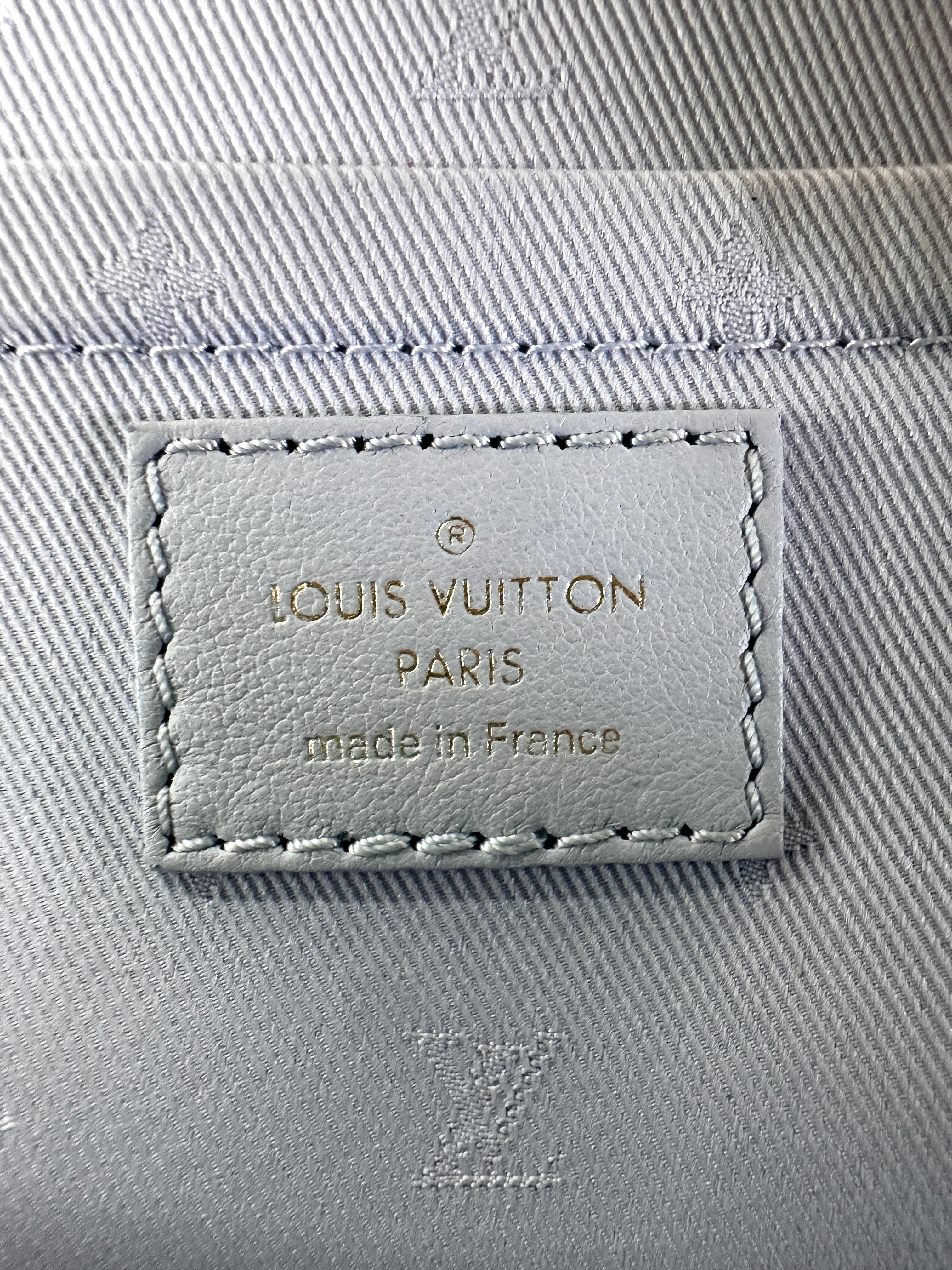 Louis Vuitton Alma Soft BB Bubblegram Blue Quilted Leather Handle Bag LV2988