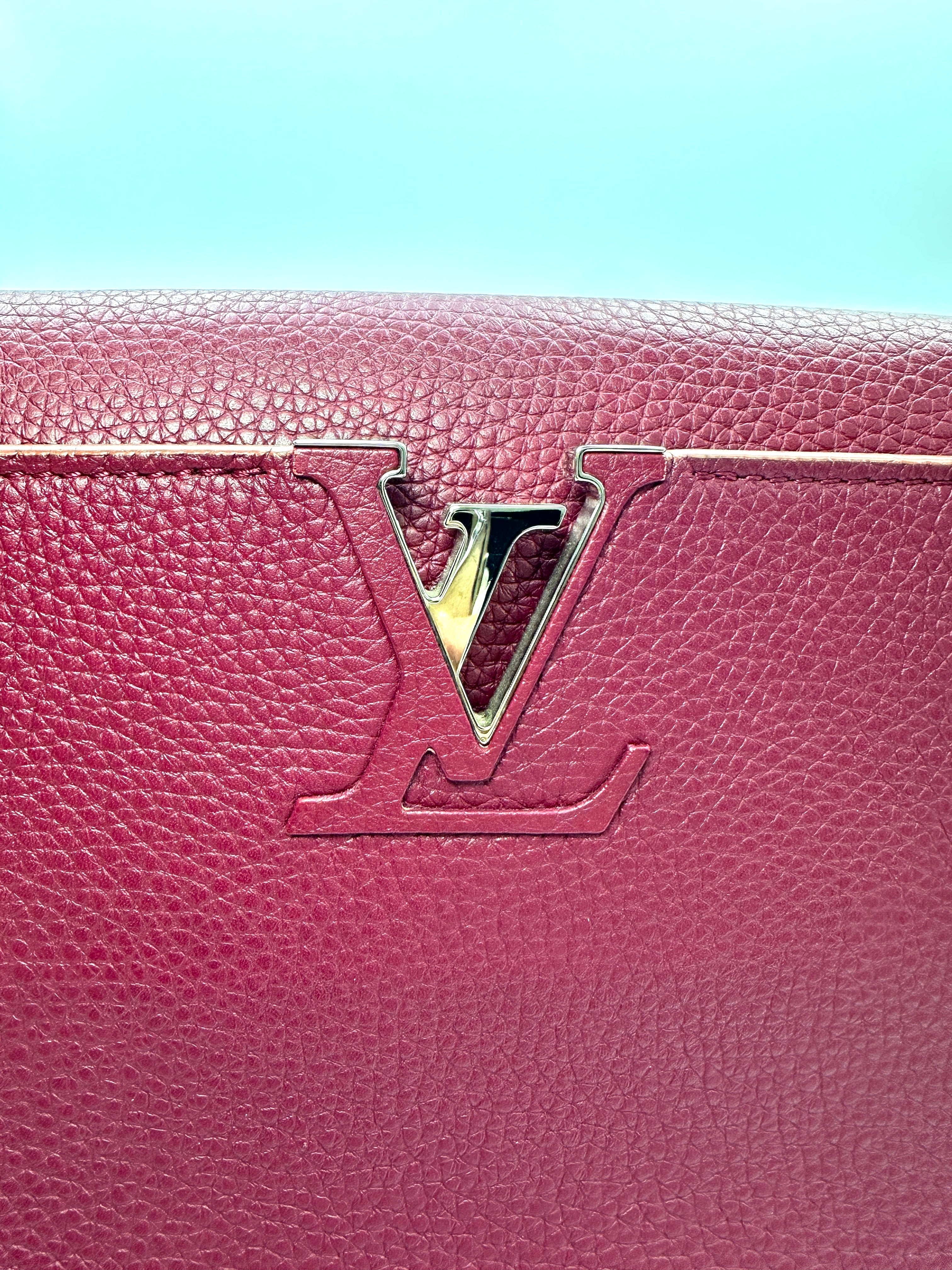 Louis Vuitton Capucines GM Red Leather Handle Bag LV2986