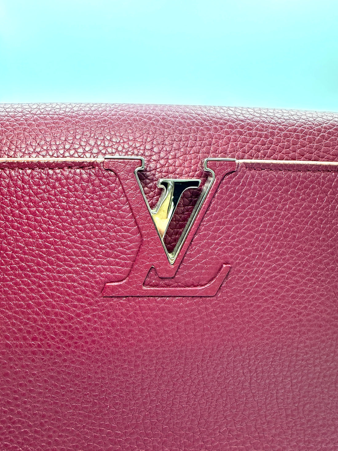 Louis Vuitton Capucines GM Red Leather Handle Bag LV2986