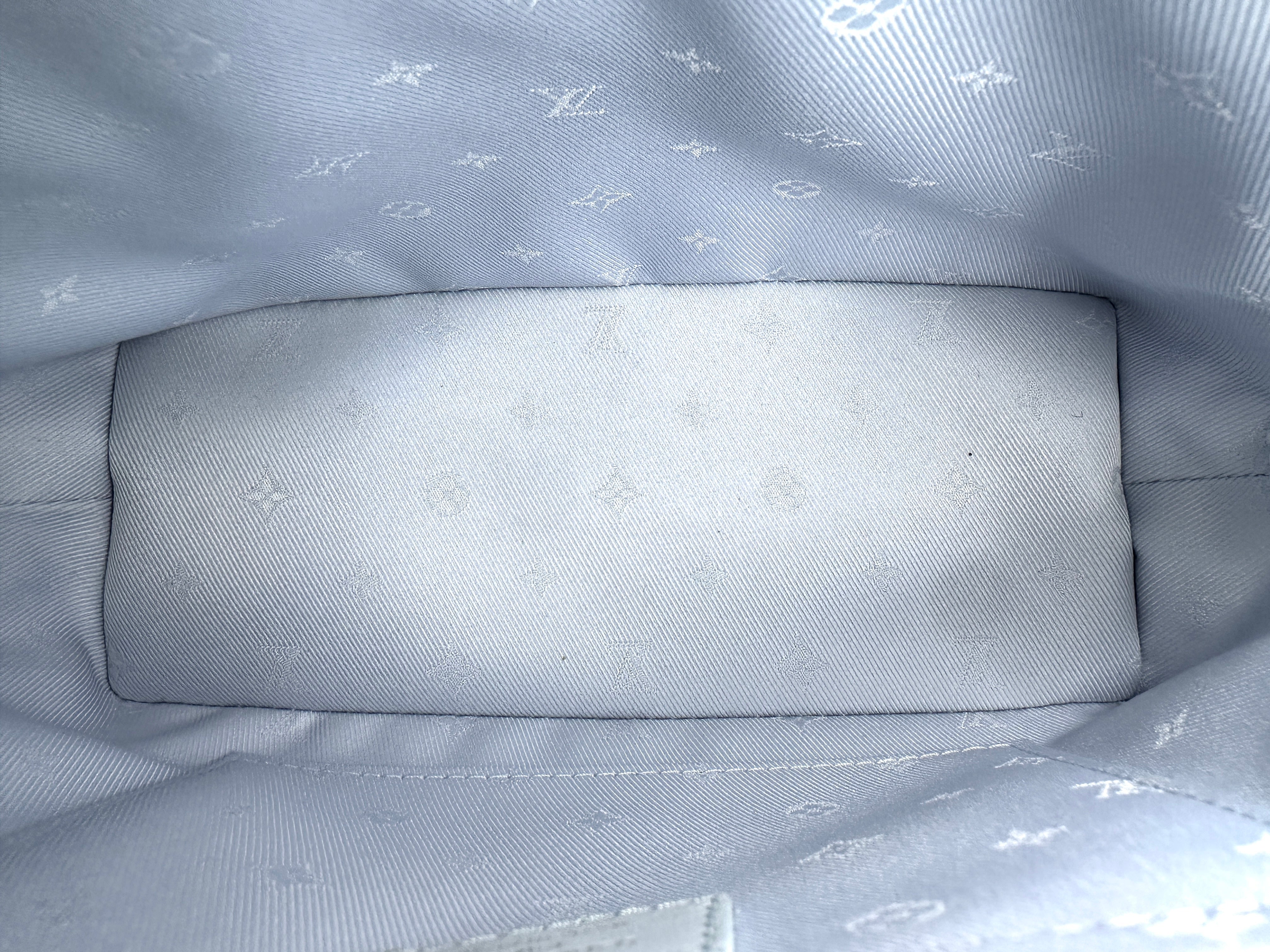 Louis Vuitton Alma Soft BB Bubblegram Blue Quilted Leather Handle Bag LV2988