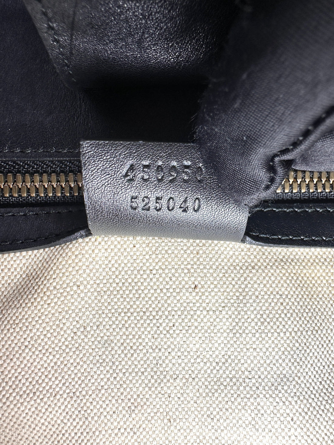 Gucci GG Supreme Canvas Blind for Love Handle Bag GG1280