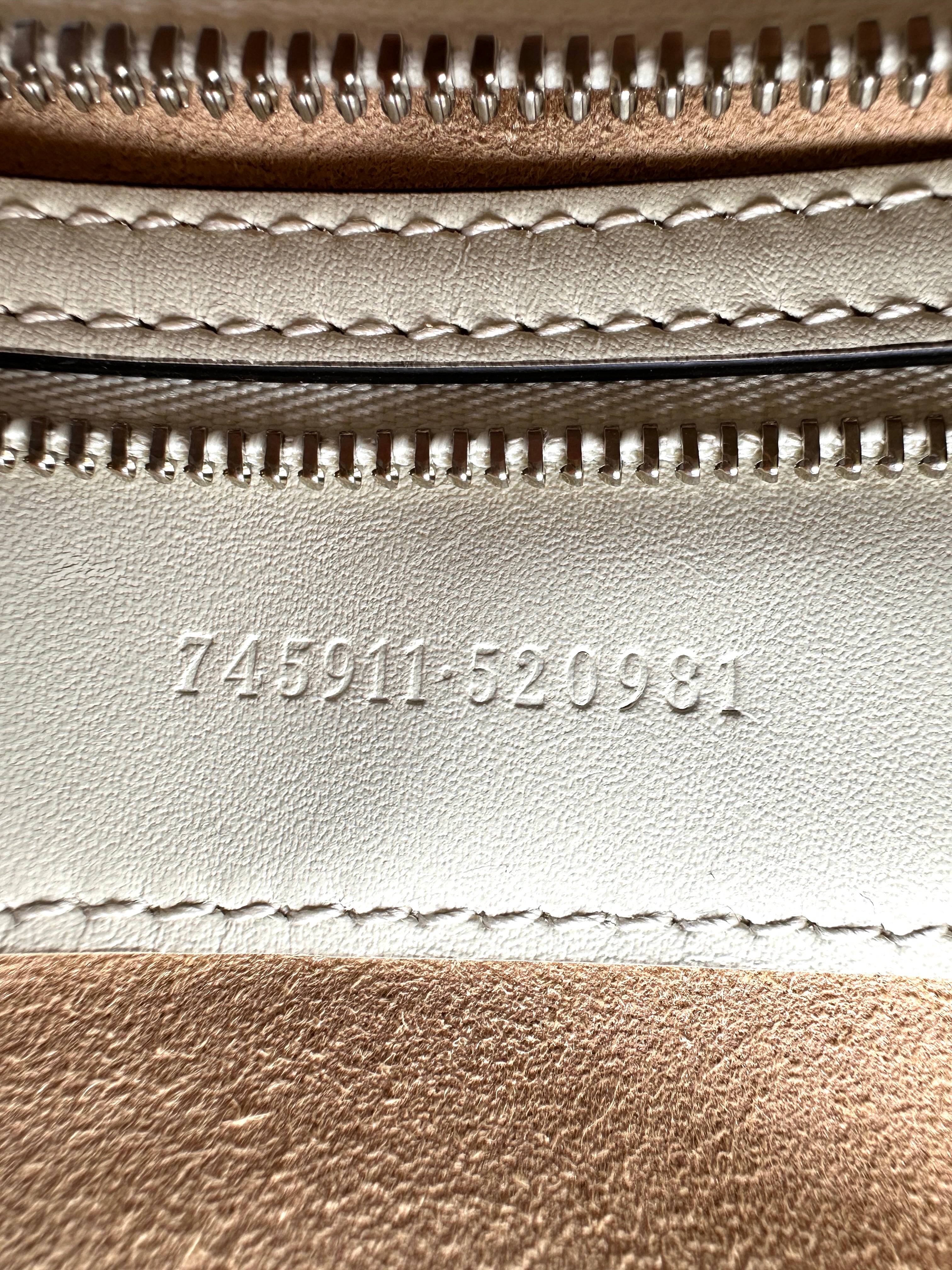 Gucci Petite GG White Leather Handle Bag GG1300