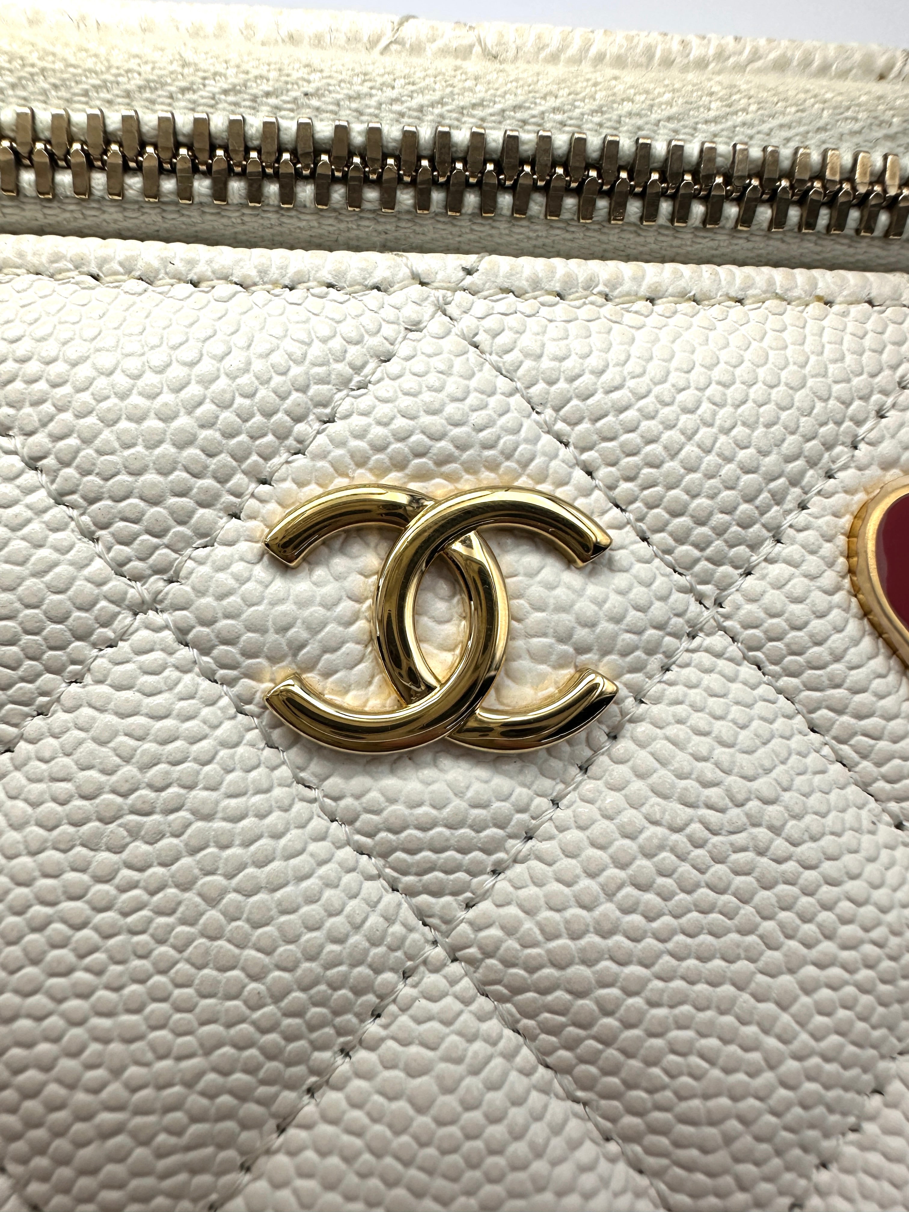 Chanel Cruise White Quilted Leather Vanity Case(TT***49) CC2137