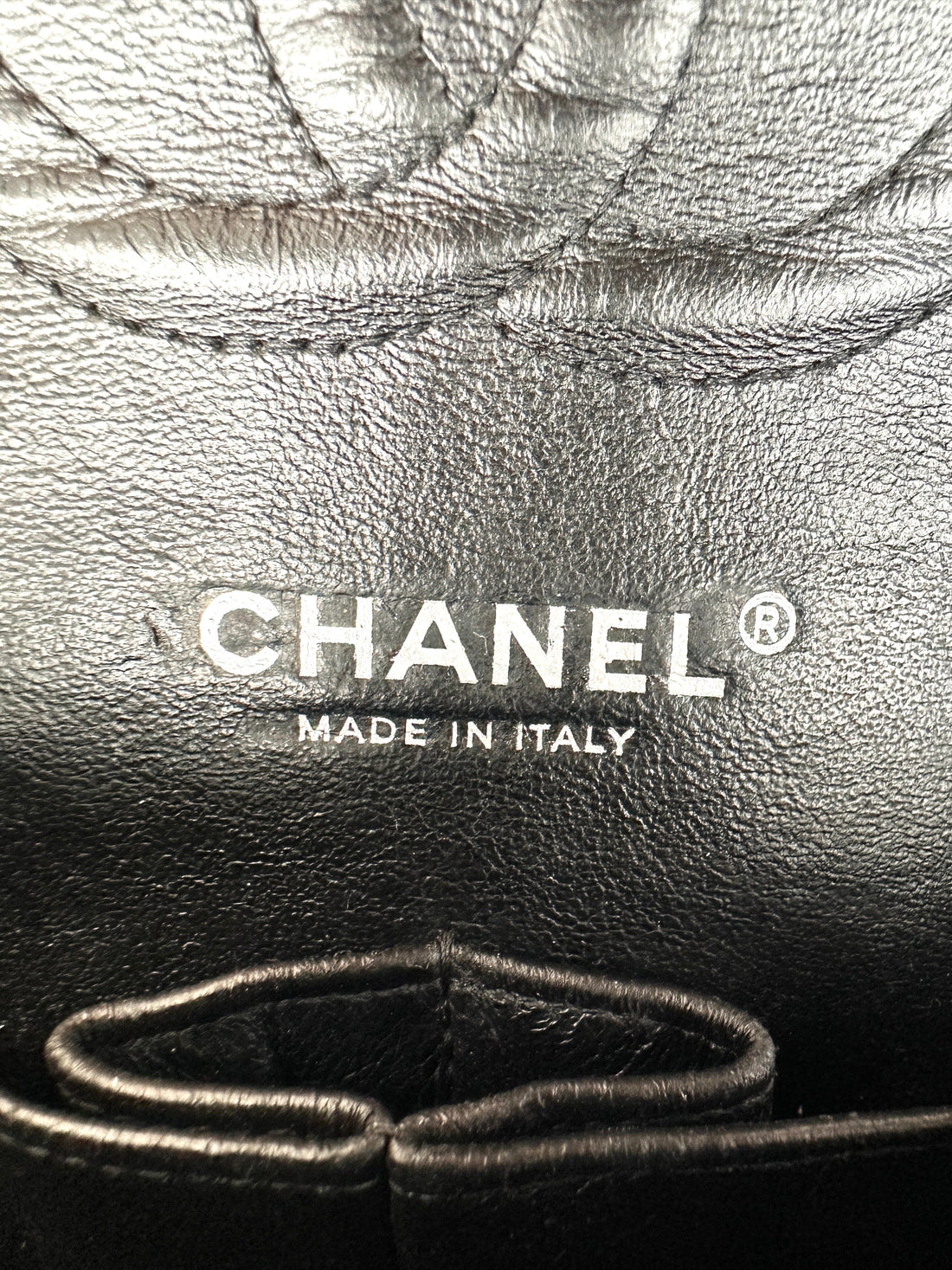 Chanel Classic Flap Black Quilted Leather Medium Size Shoulder Bag(15***25) CC2139