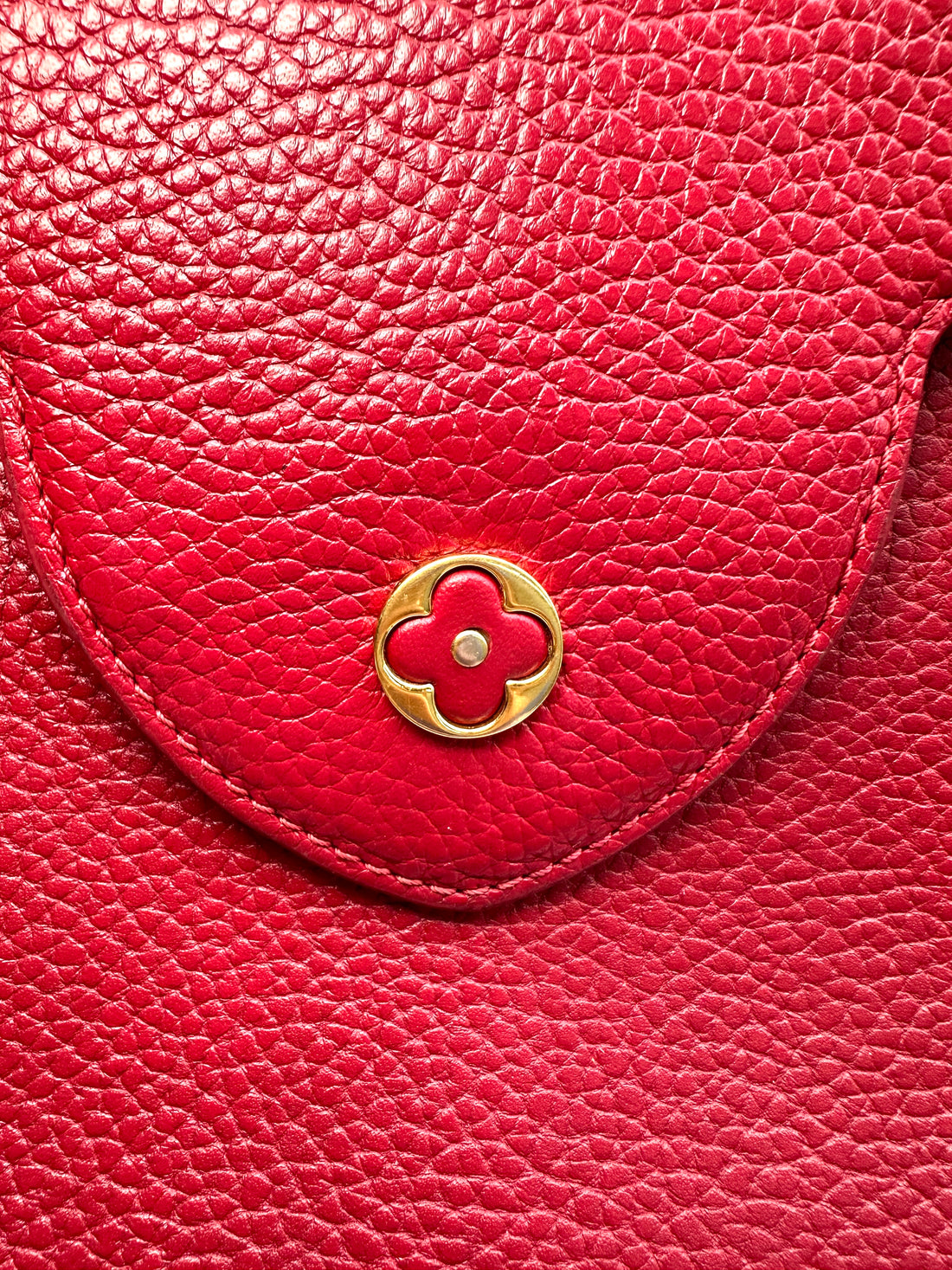 Louis Vuitton Capucines MM Red Leather Handle Bag LV3006