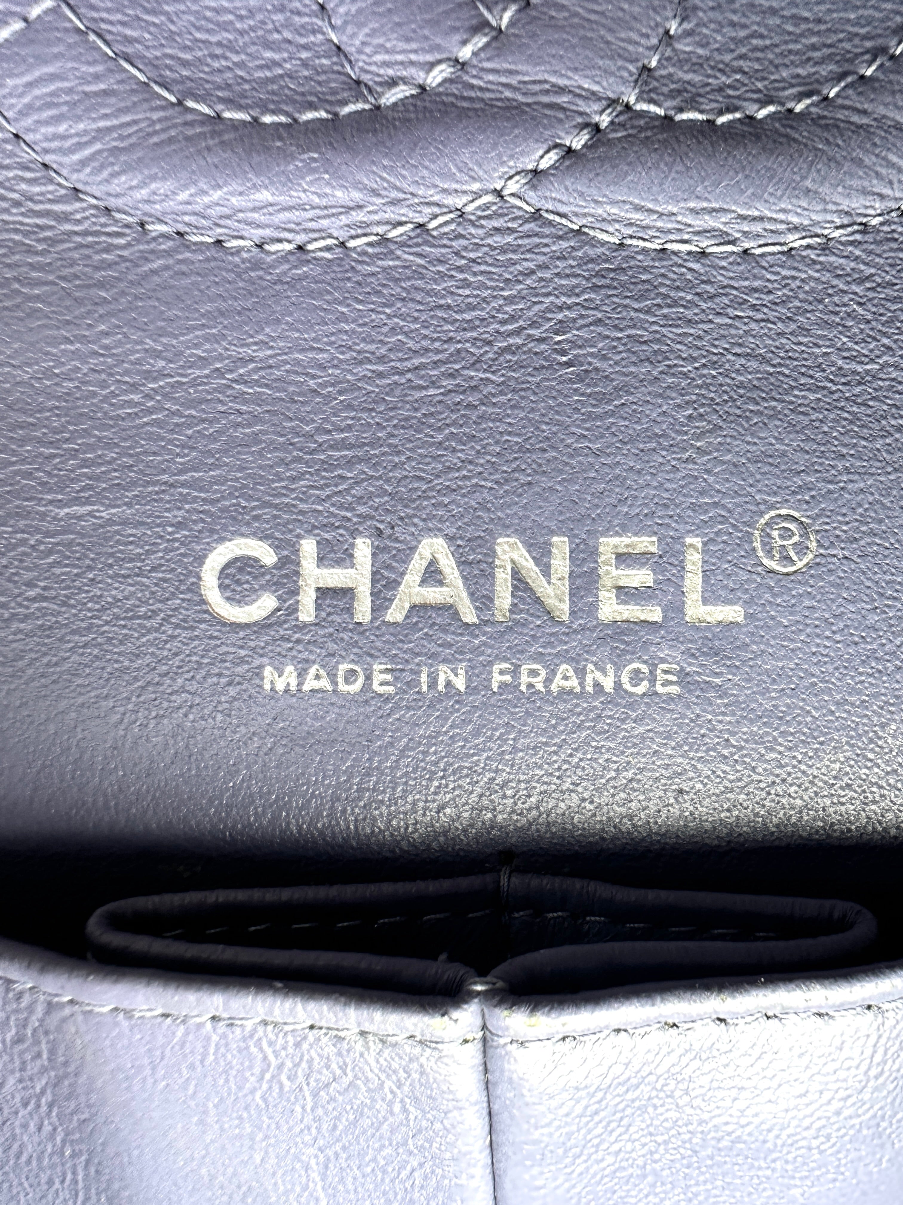Chanel Classic Flap Navy Quilted Lambskin Medium Size Shoulder Bag(16***35) CC2141