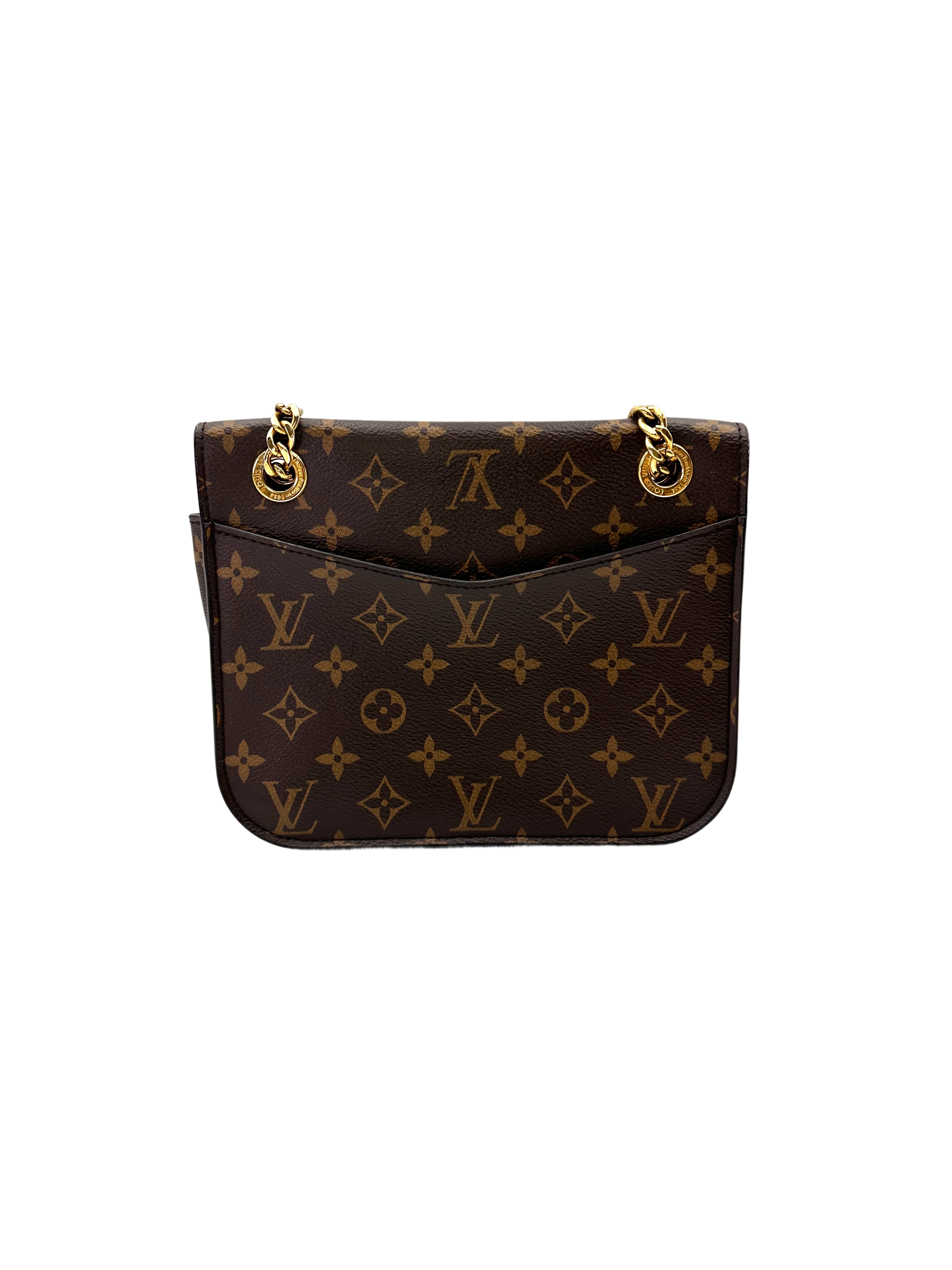 Louis Vuitton Passy Monogram Canvas Chain Shoulder Bag LV3003