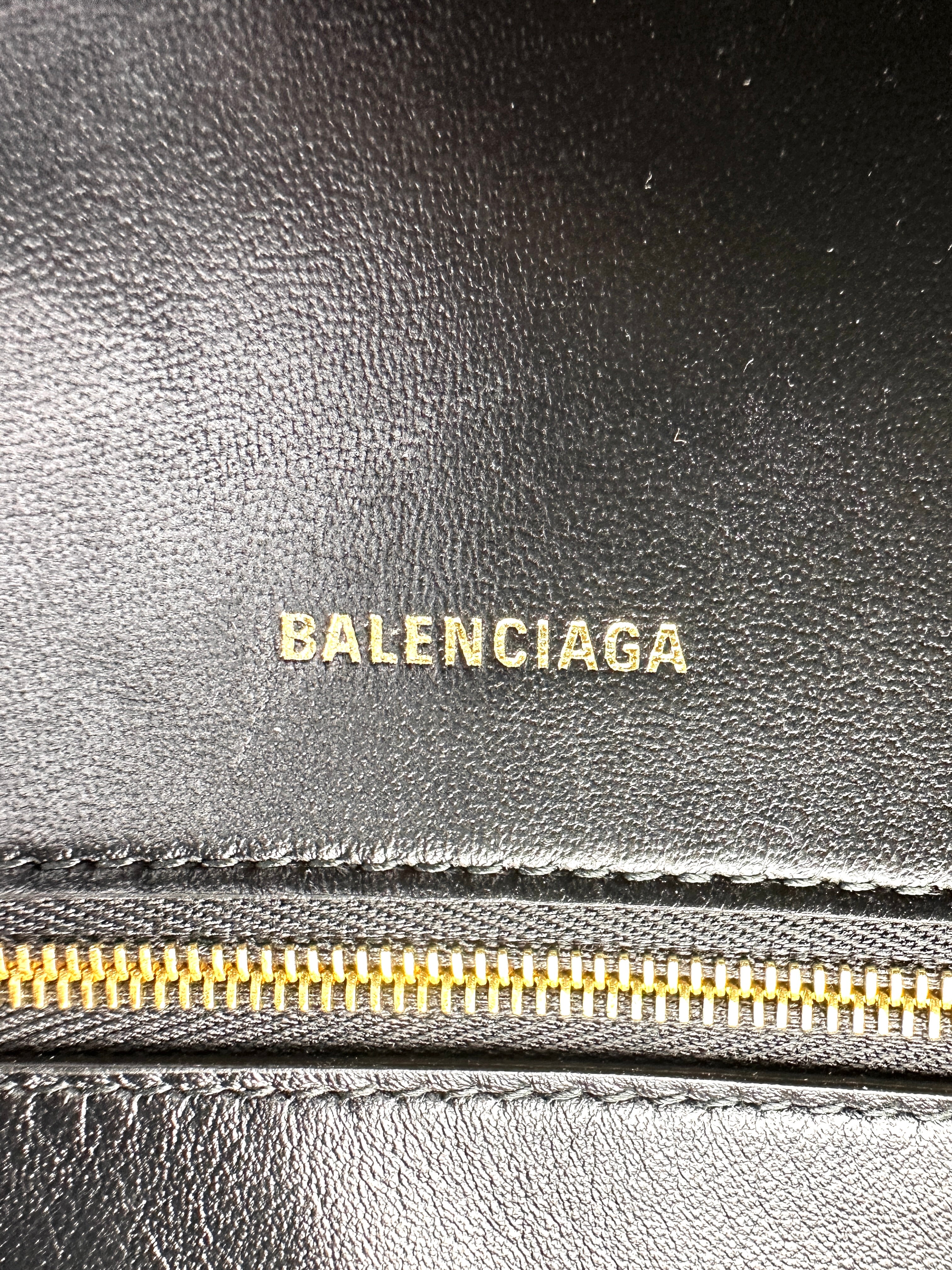 Balenciaga Hourglass Black Croc-Embossed Leather Handle Bag BB78