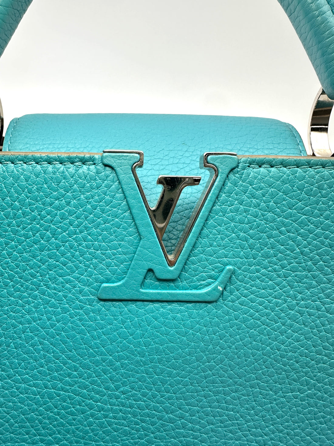 Louis Vuitton Capucines BB Blue Taurillon Leather Handle Bag LV3016