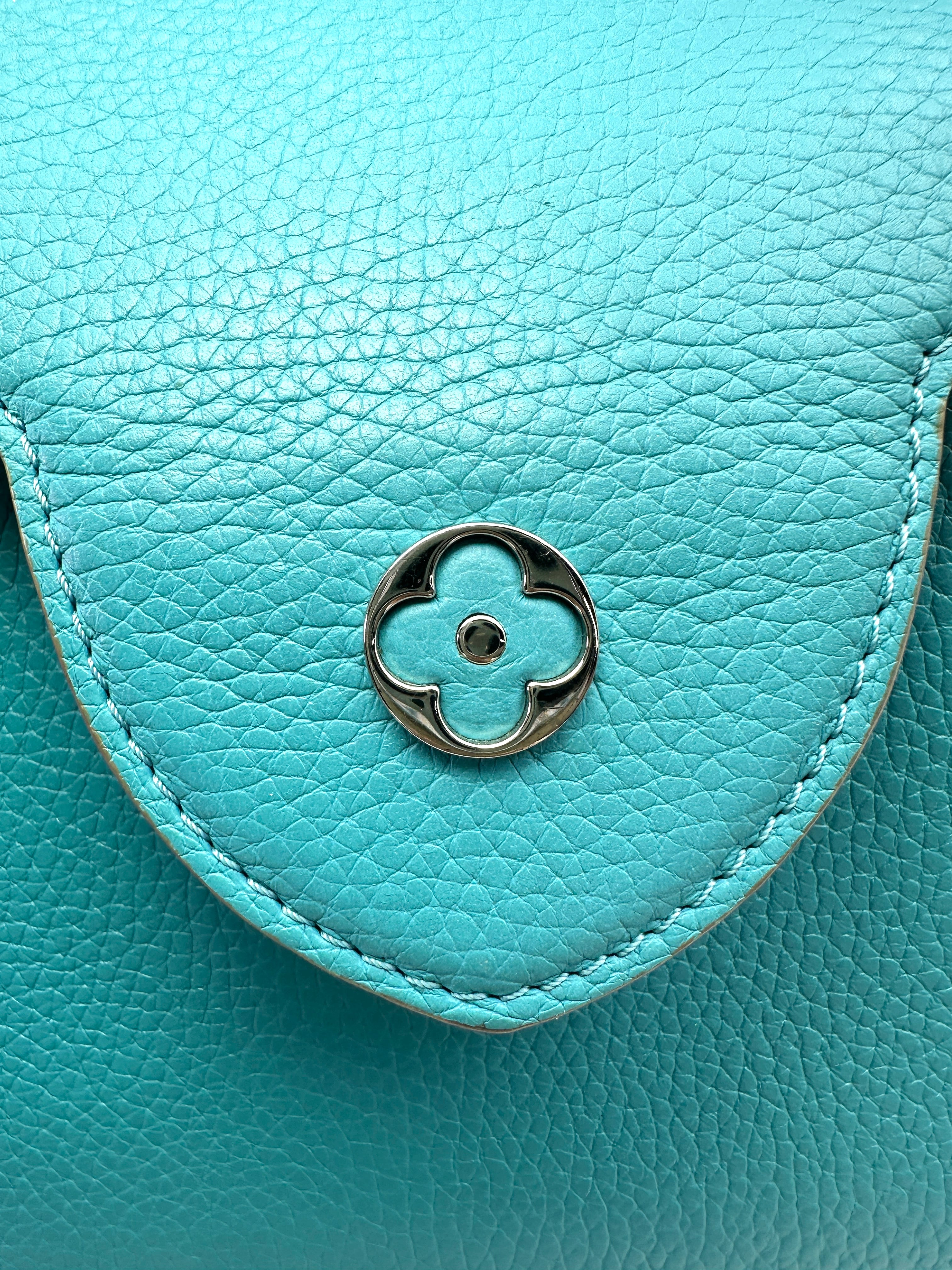 Louis Vuitton Capucines BB Blue Taurillon Leather Handle Bag LV3016