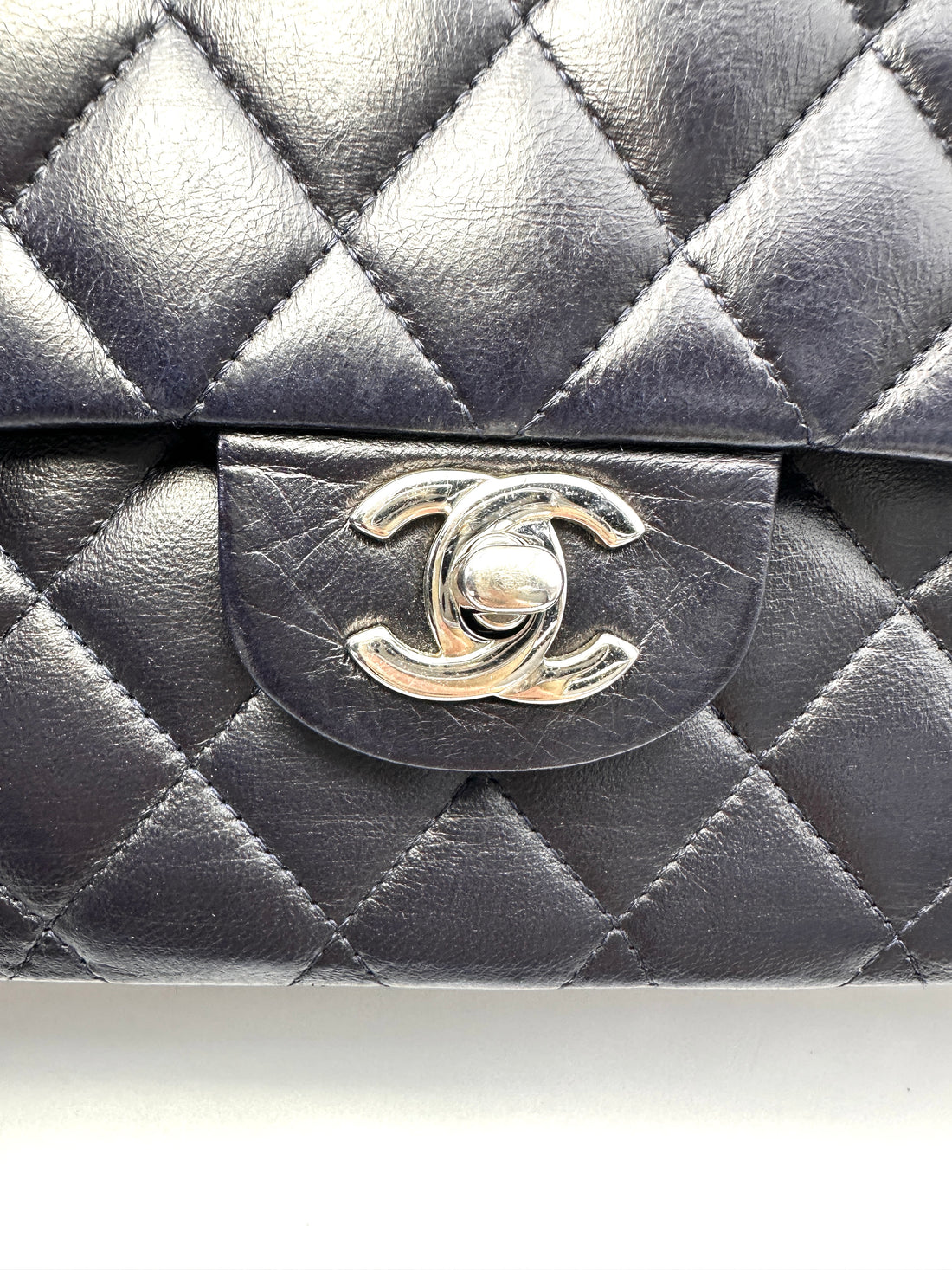 Chanel Classic Flap Navy Quilted Leather Medium Size Shoulder Bag With Silver Buckle(16***85) CC2150