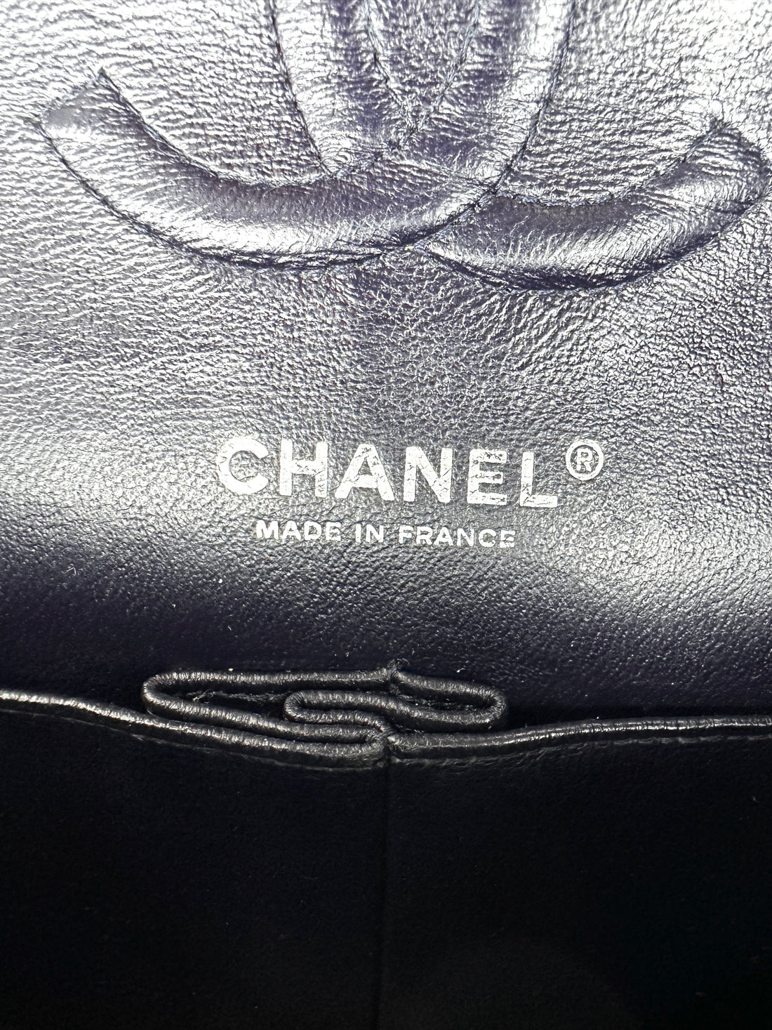 Chanel Classic Flap Navy Quilted Leather Medium Size Shoulder Bag With Silver Buckle(16***85) CC2150