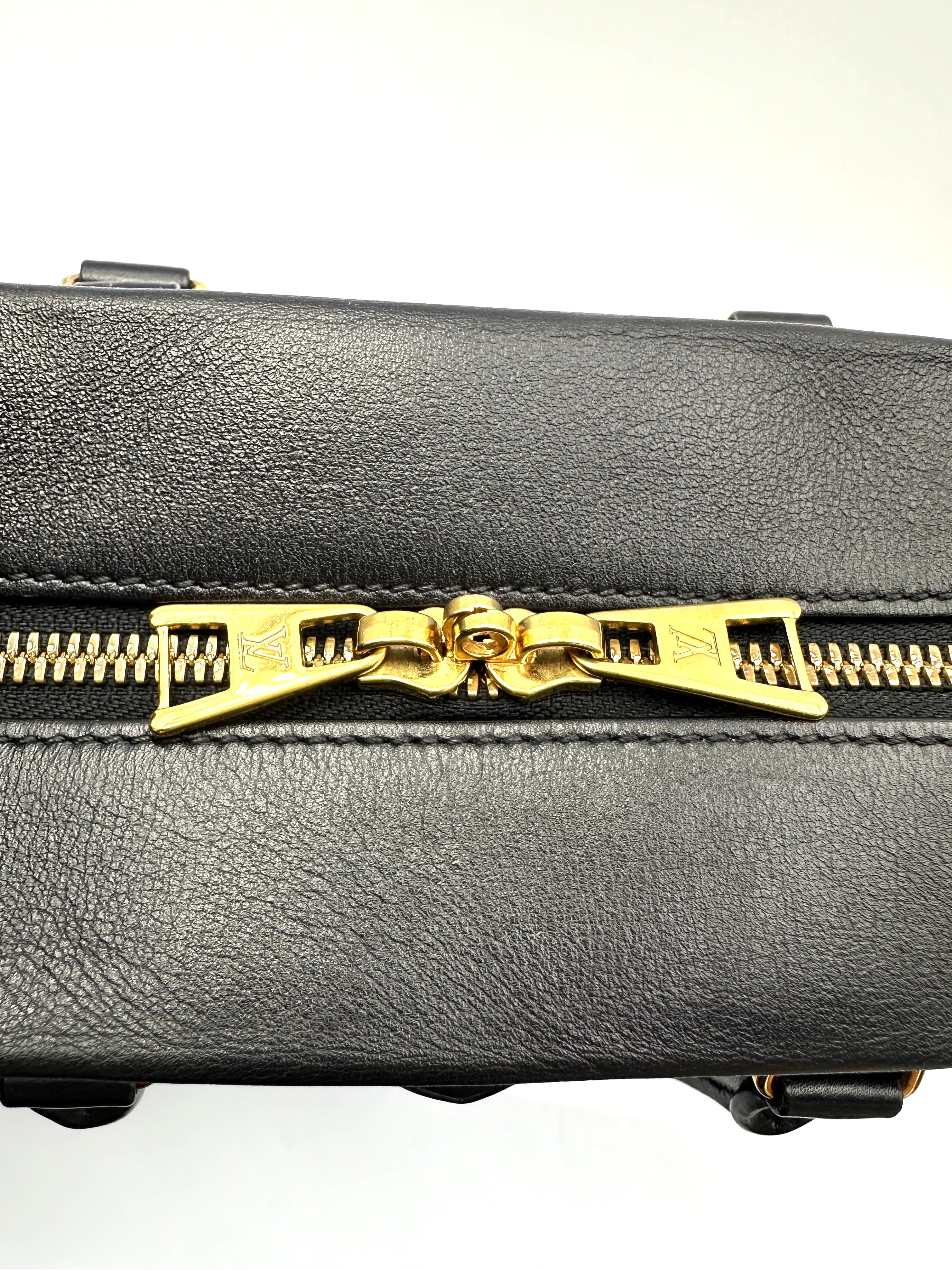 Louis Vuitton City Malle Monogram Canvas & Black Leather Handle Bag LV3015