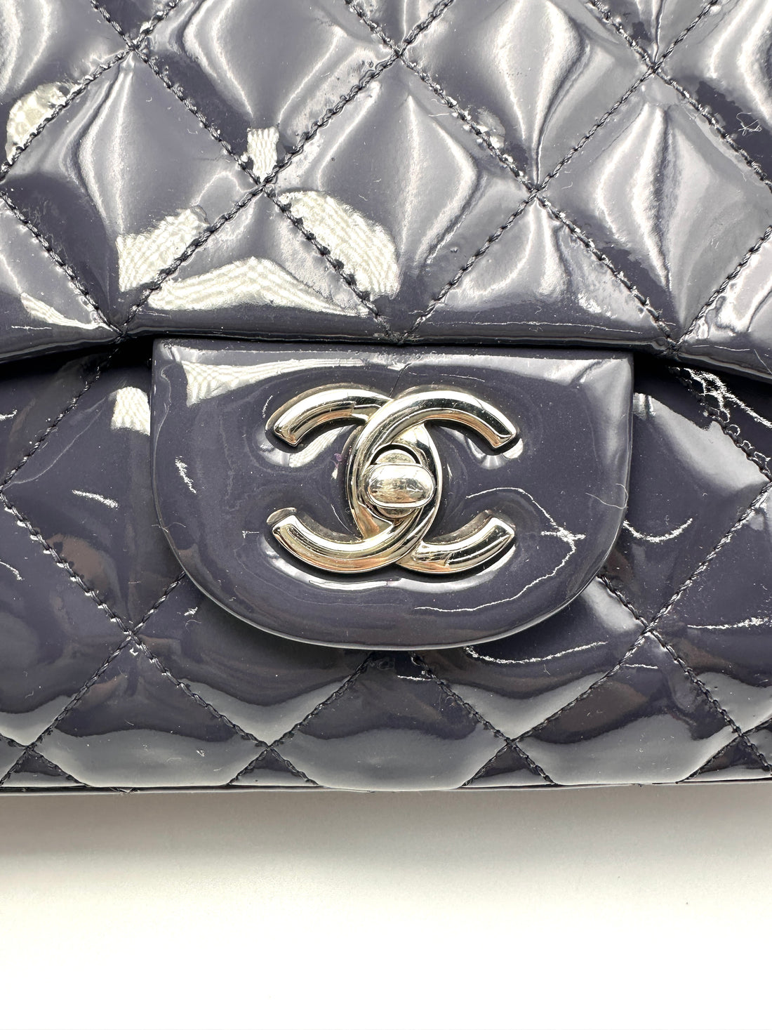 Chanel Classic Flap Purple Quilted Patent Leather Jumbo Shoulder Bag With Silver Buckle(13***68) CC2153